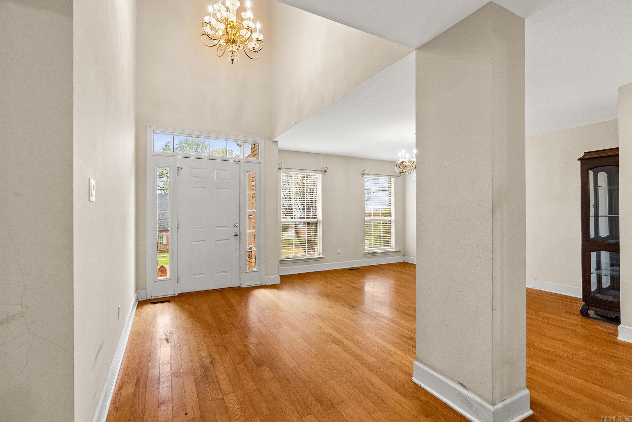PALISADES HEIGHTS - Residential