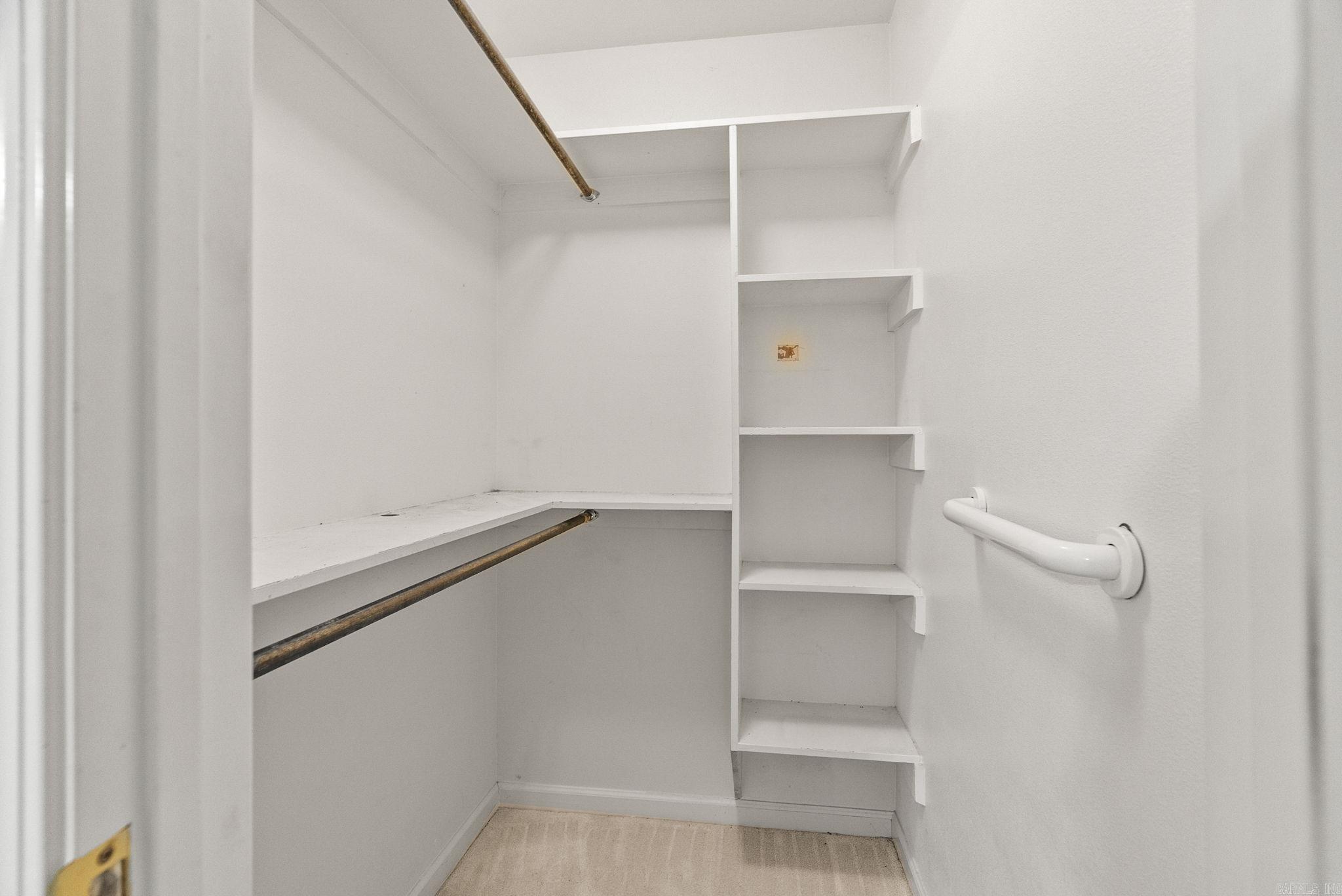 PALISADES HEIGHTS - Residential