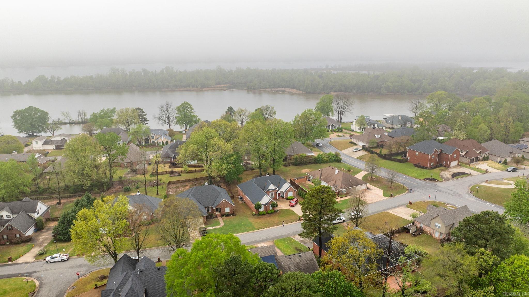 PALISADES HEIGHTS - Residential