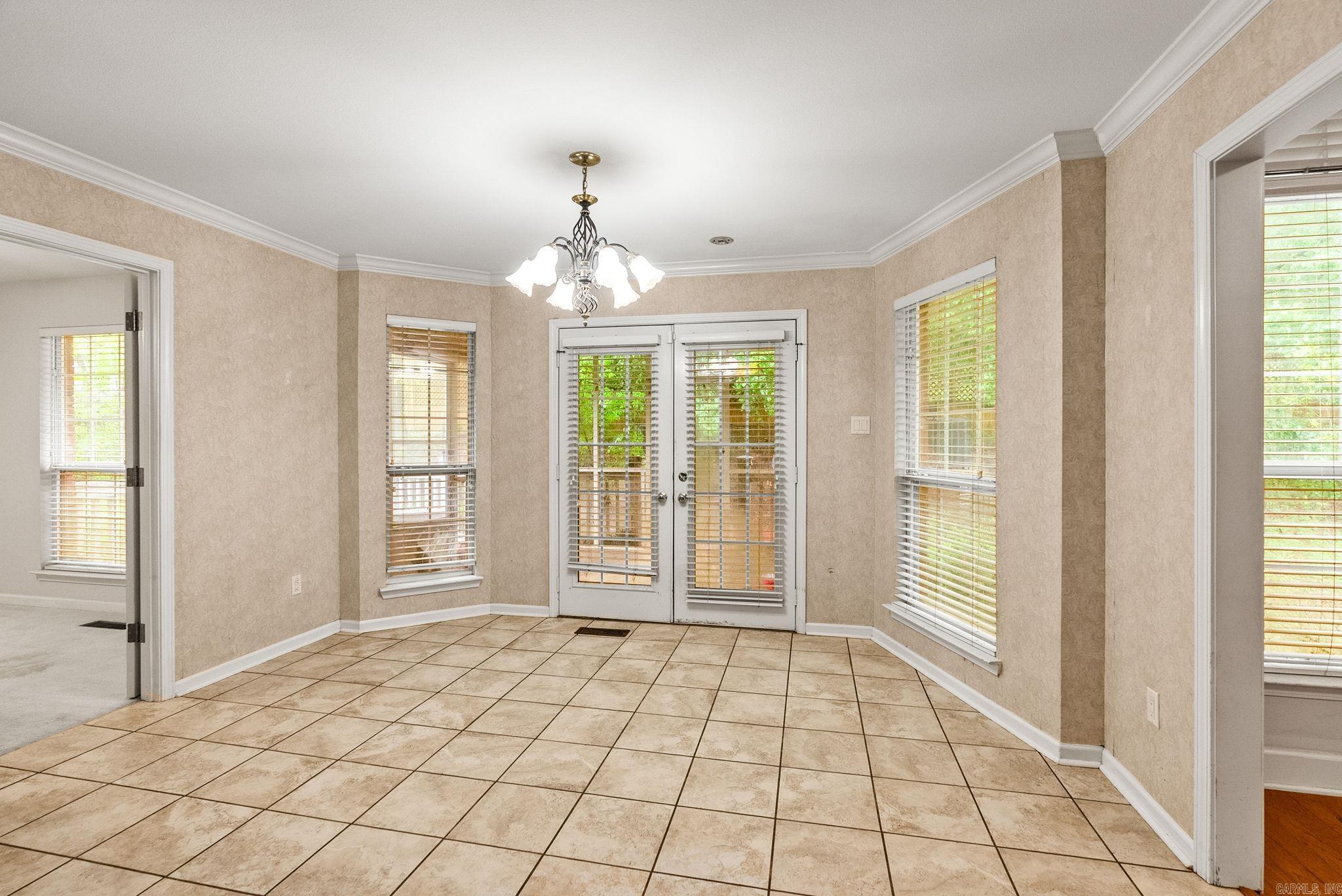 PALISADES HEIGHTS - Residential