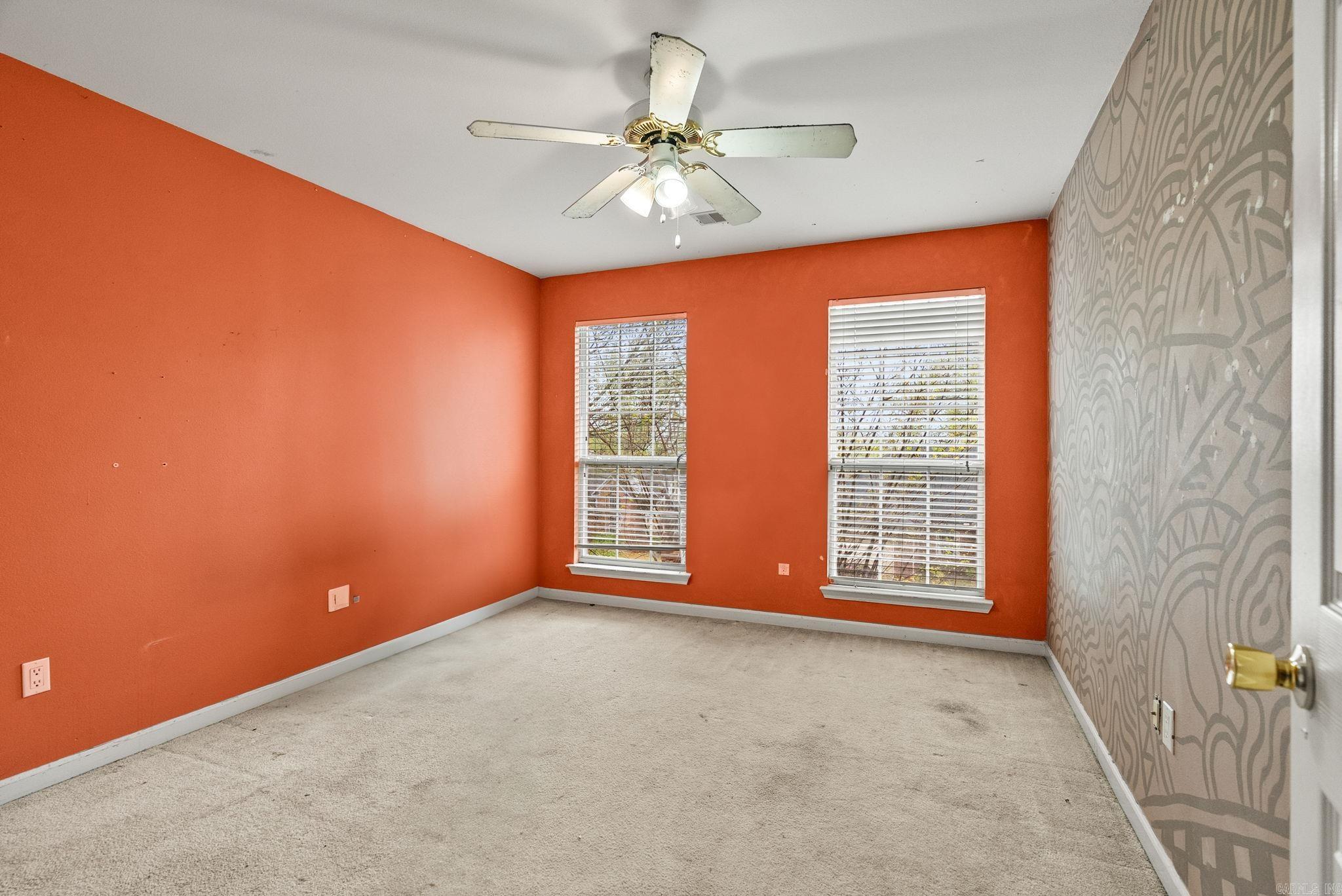 PALISADES HEIGHTS - Residential