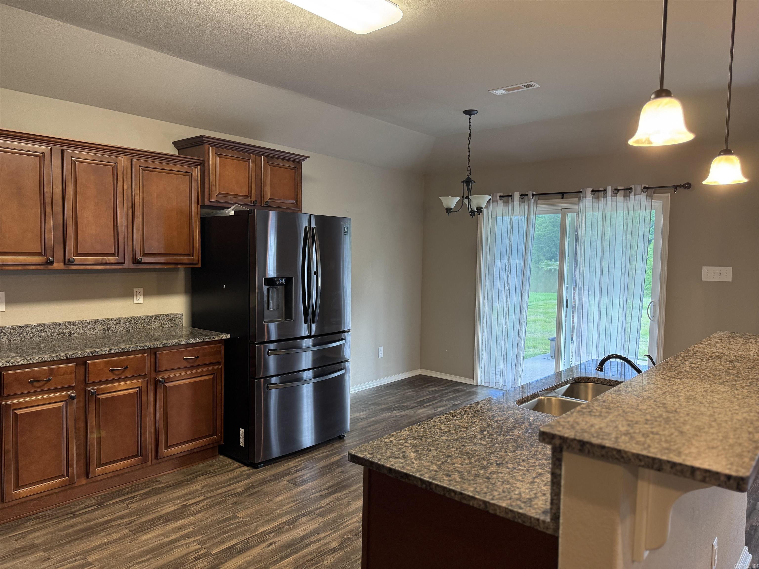 STONEHENGE PLACE - Residential