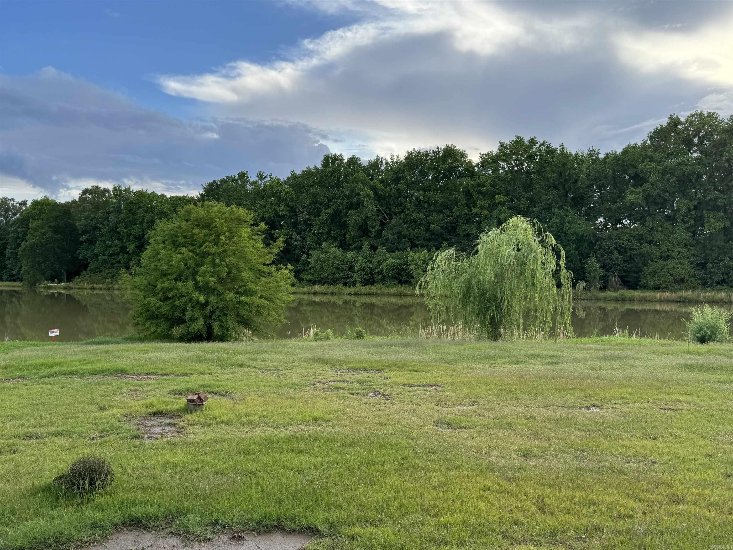 STONEHENGE PLACE - Residential