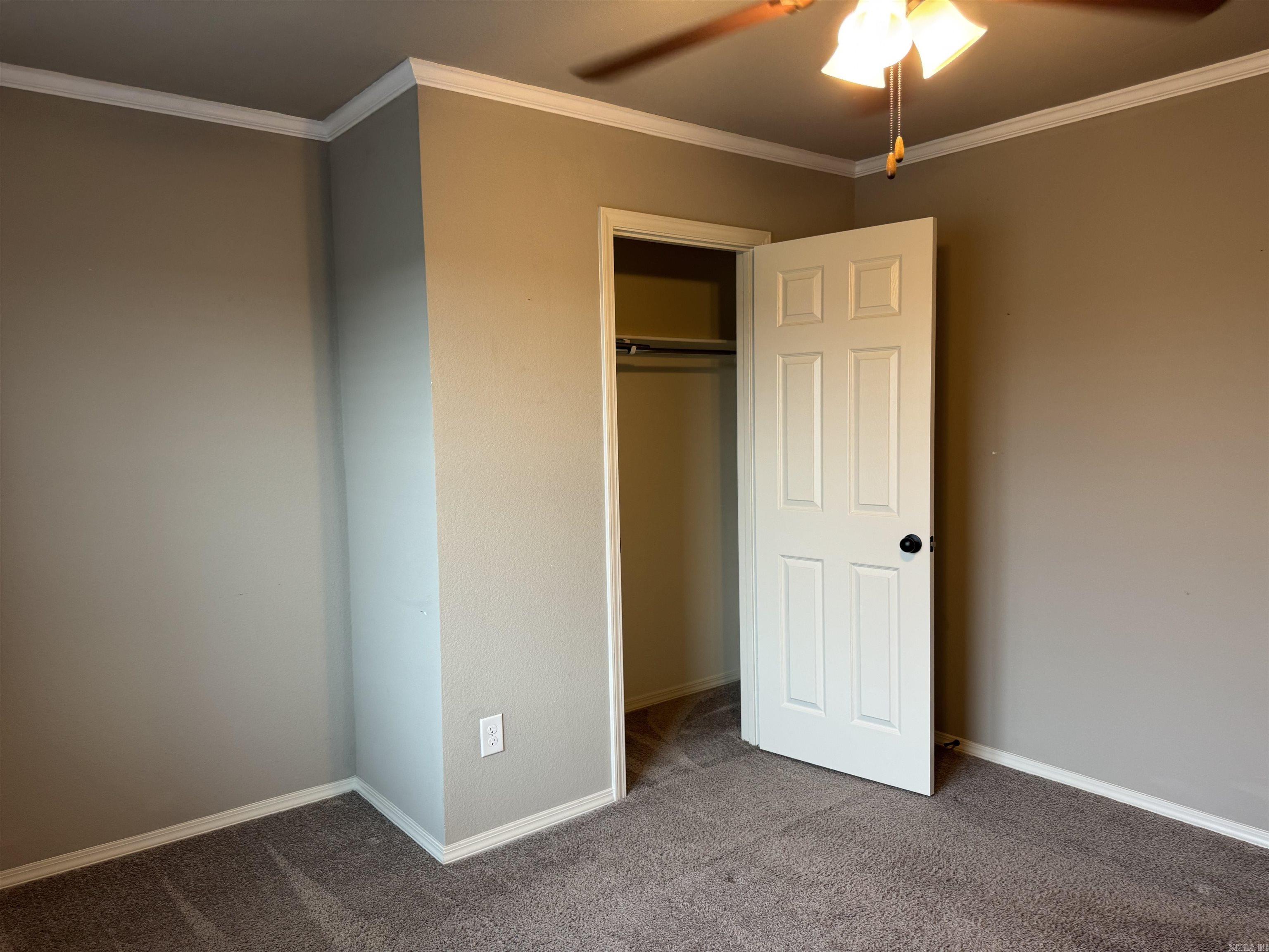 STONEHENGE PLACE - Residential