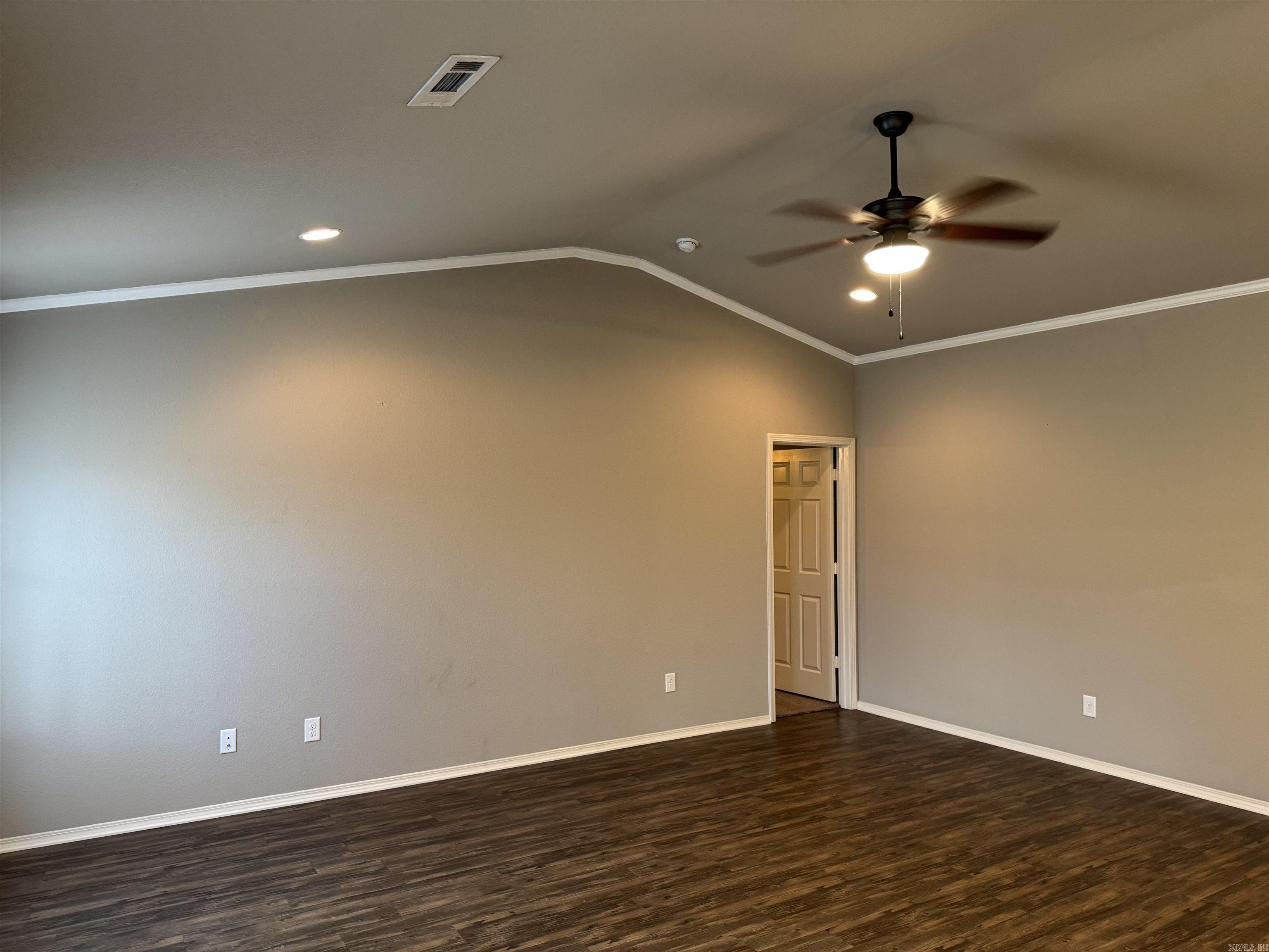 STONEHENGE PLACE - Residential