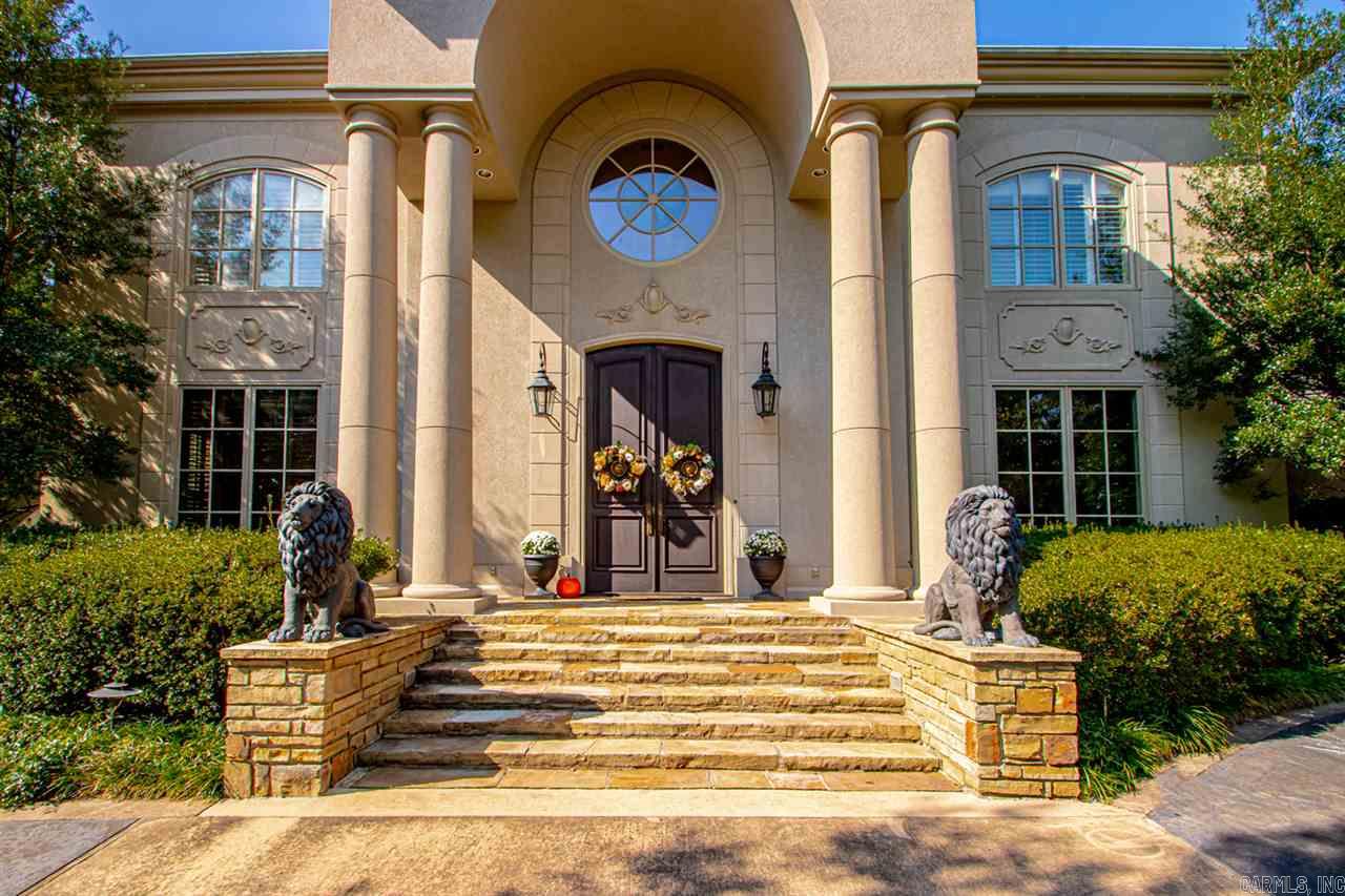 Stunning custom home on 1.4 acres in prestigious Hickory Hills! Conveniently located in heart of WLR, 5BD/4BA/two 1/2 baths speaks elegant quality for family liv&delightful for entertaining! Breathtaking foyer: sweeping floating staircase, limestone floors! Casted cr.molding! Wow master suite! Private backyard oasis is resortlike: hottub& gunite pool. 2 liv areas, wetbar, gamerm, office, workoutrm, whole house generator,Sonos syst, balcony overlooks pool,3 firepl, 3 car gar. Gorgeous glassy views! Must See!
