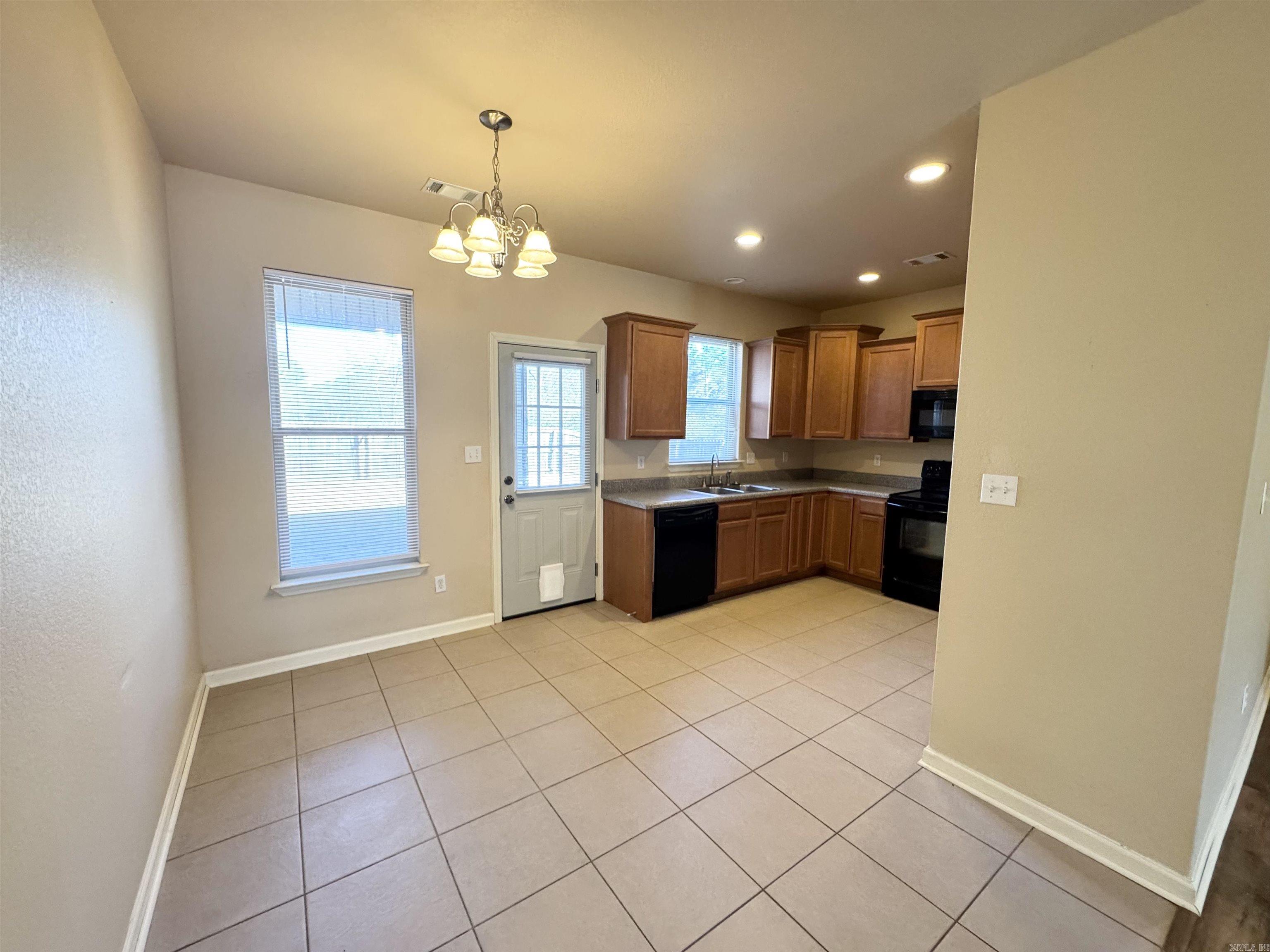 Shadow Peak - Residential Lease