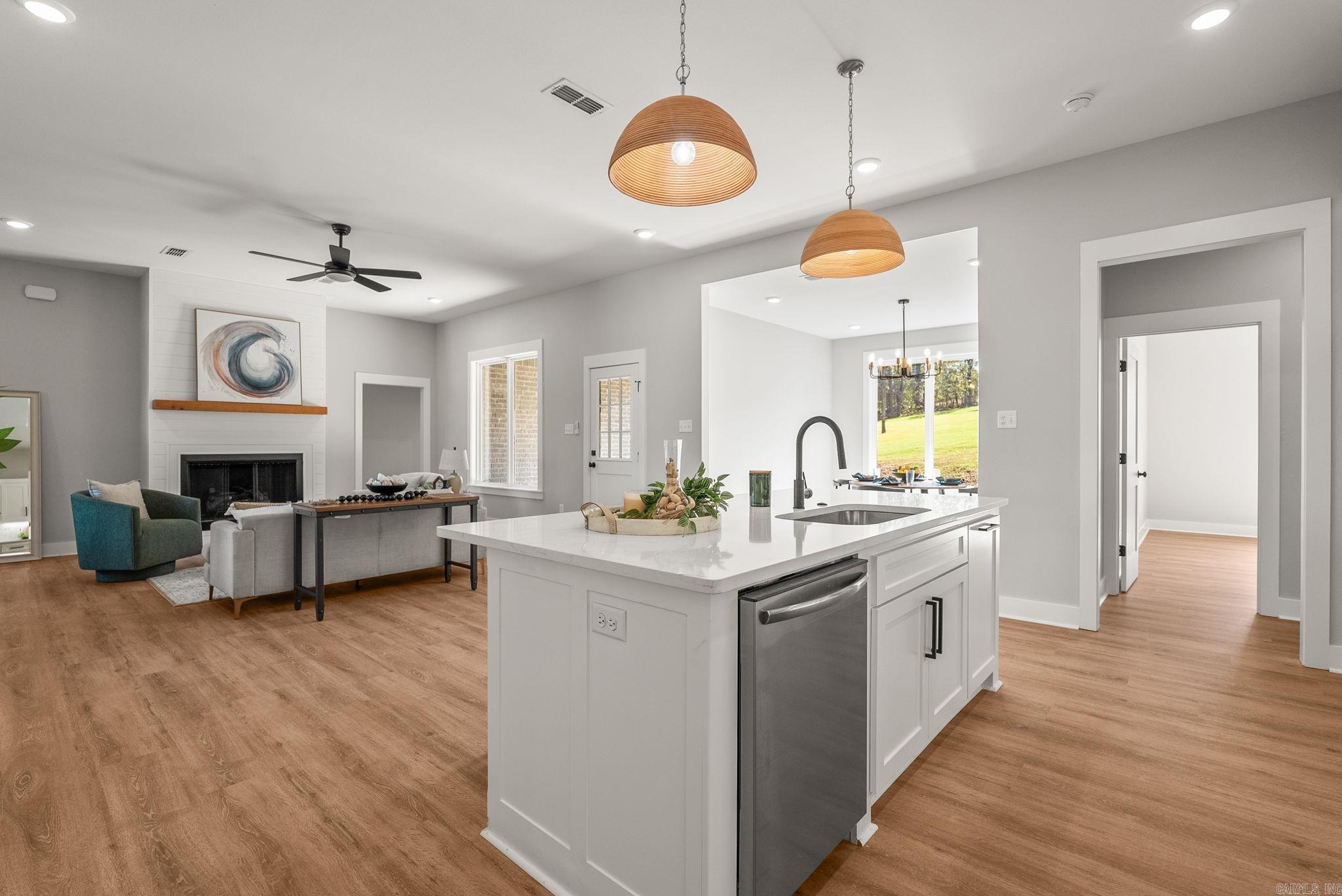 MILLERS GLENN - Residential