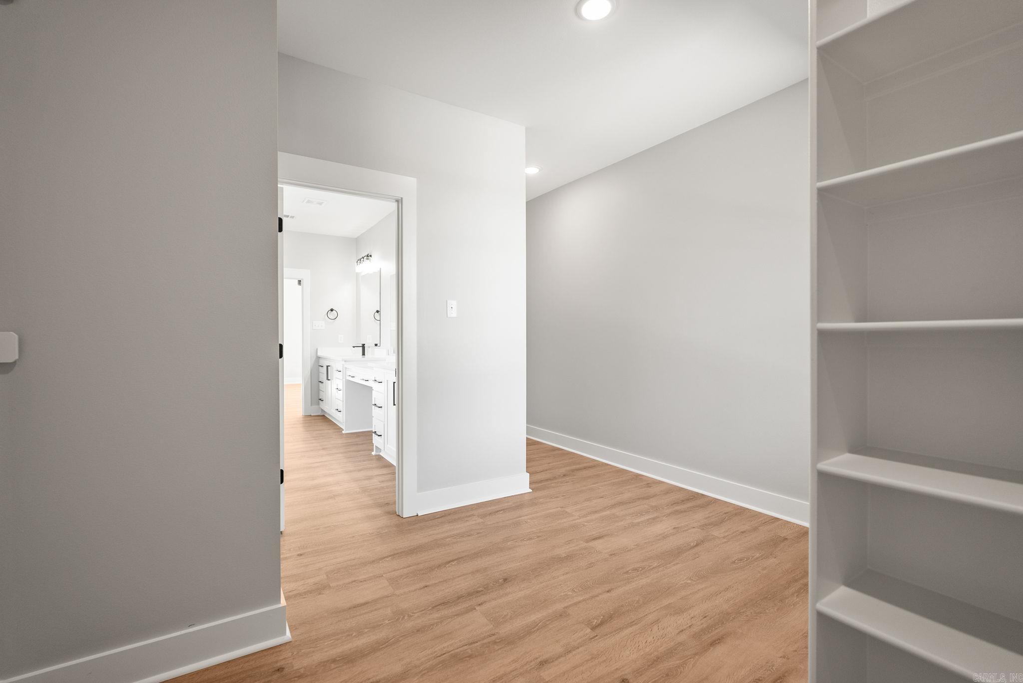 MILLERS GLENN - Residential