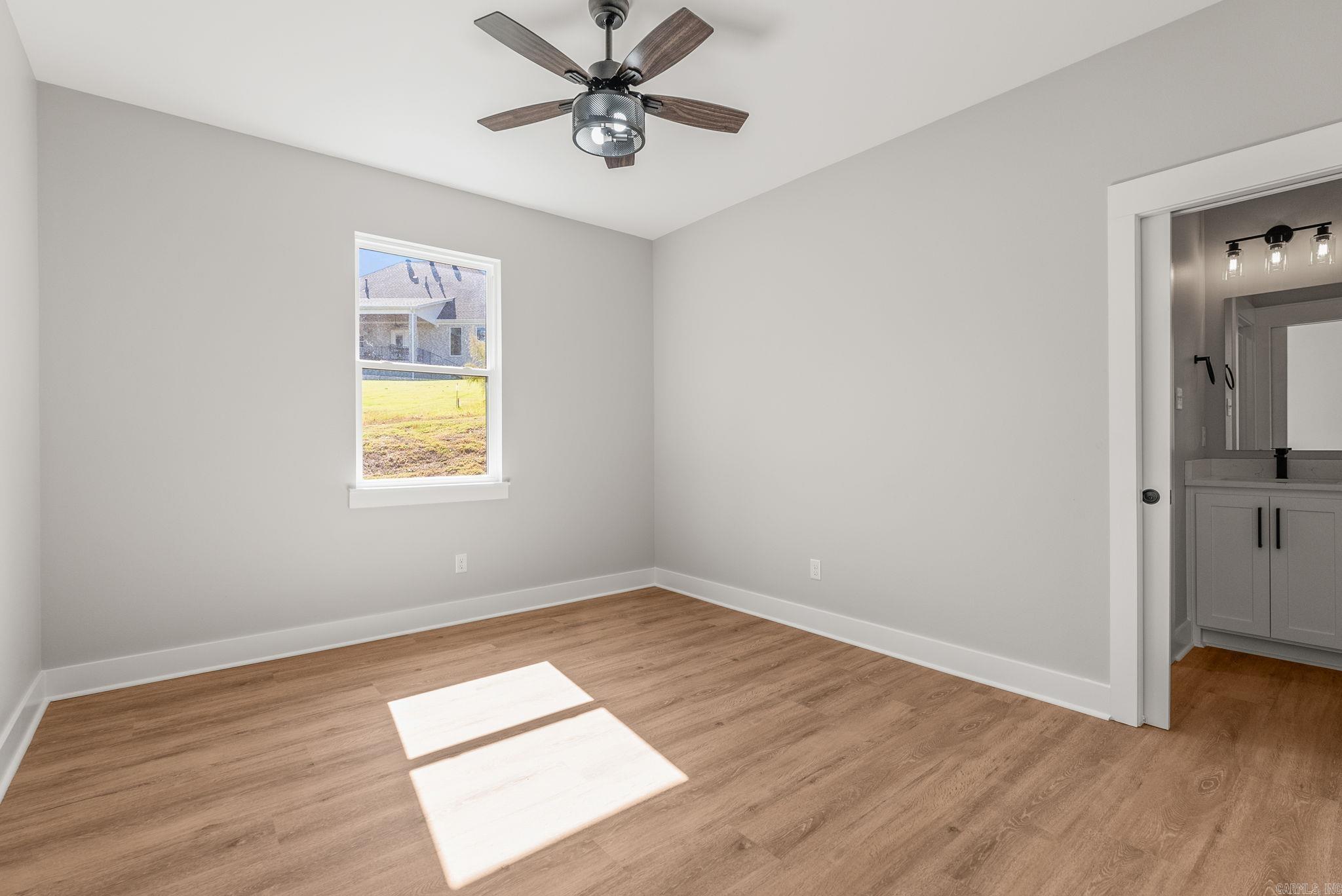 MILLERS GLENN - Residential