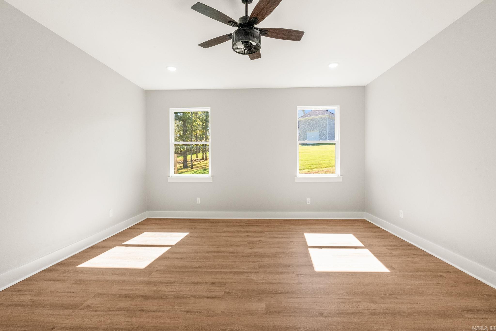 MILLERS GLENN - Residential