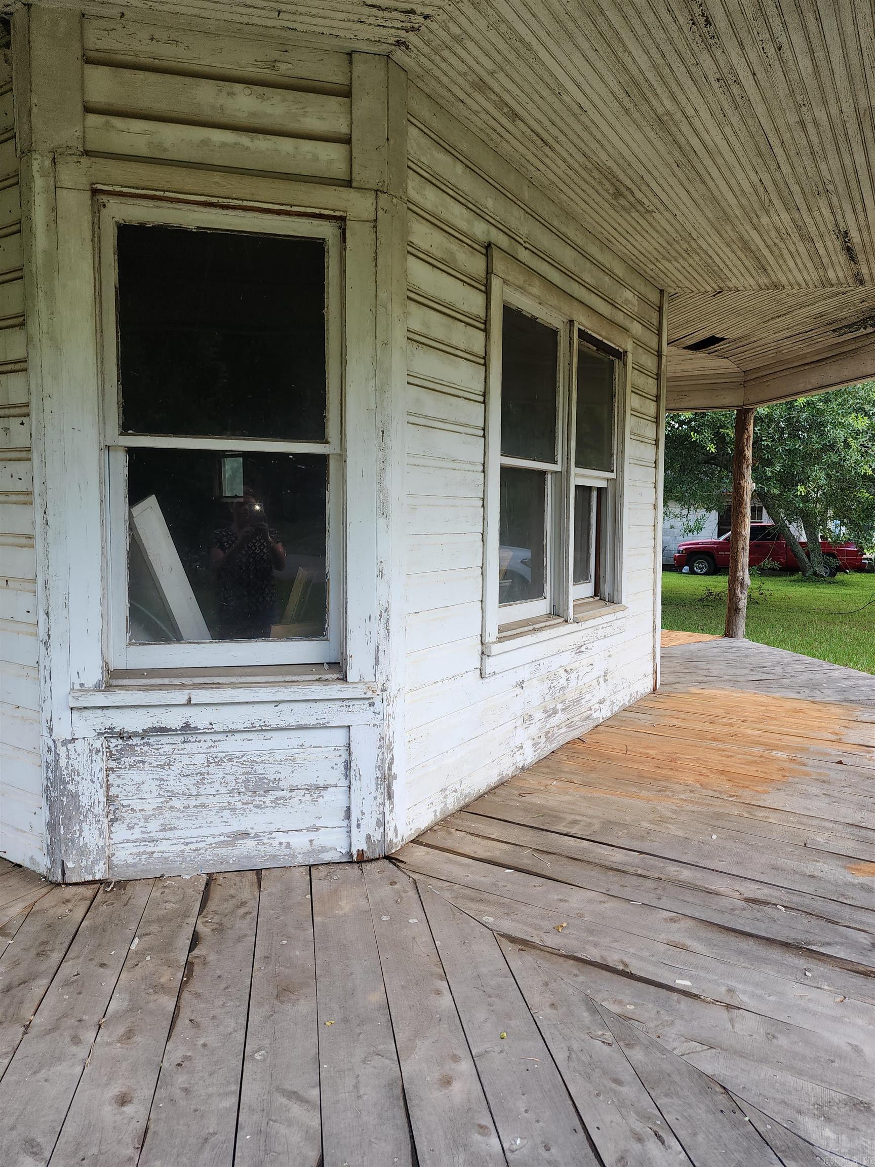 MENA ORIGINAL - Residential