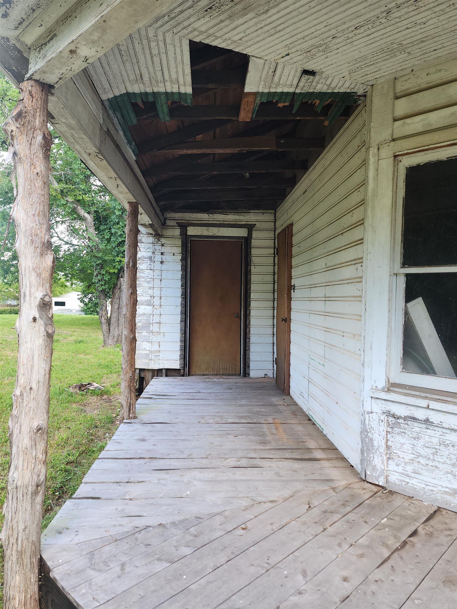 MENA ORIGINAL - Residential