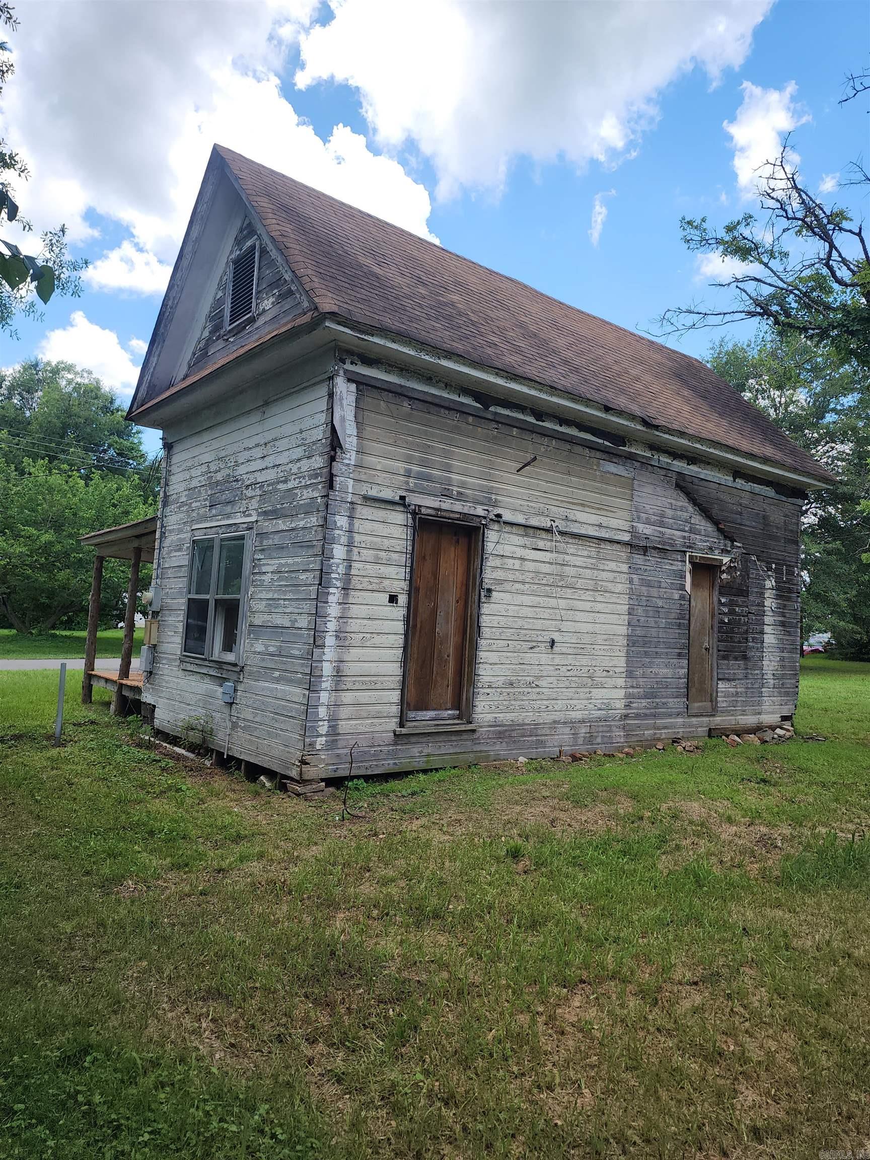 MENA ORIGINAL - Residential