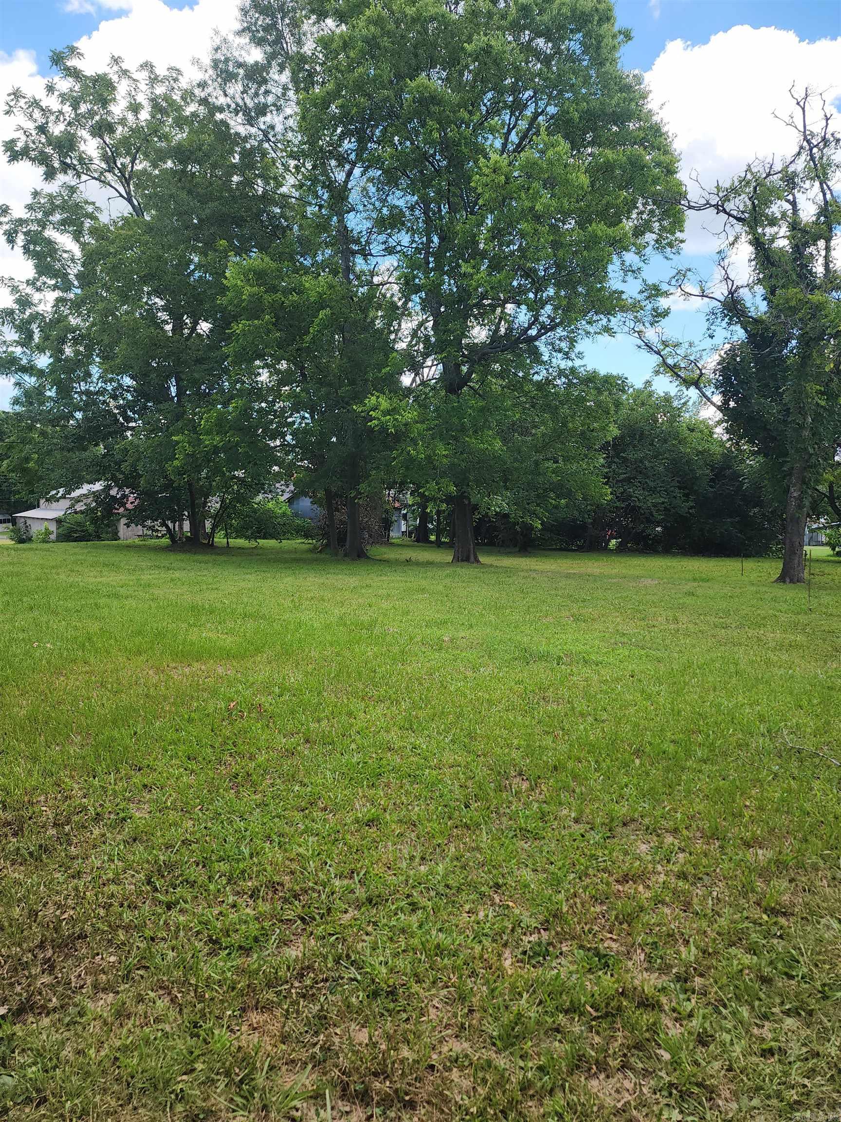 MENA ORIGINAL - Residential