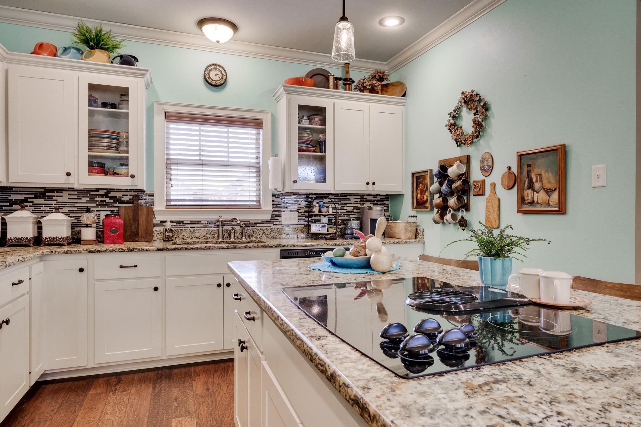 CHAPEL CREEK - Residential