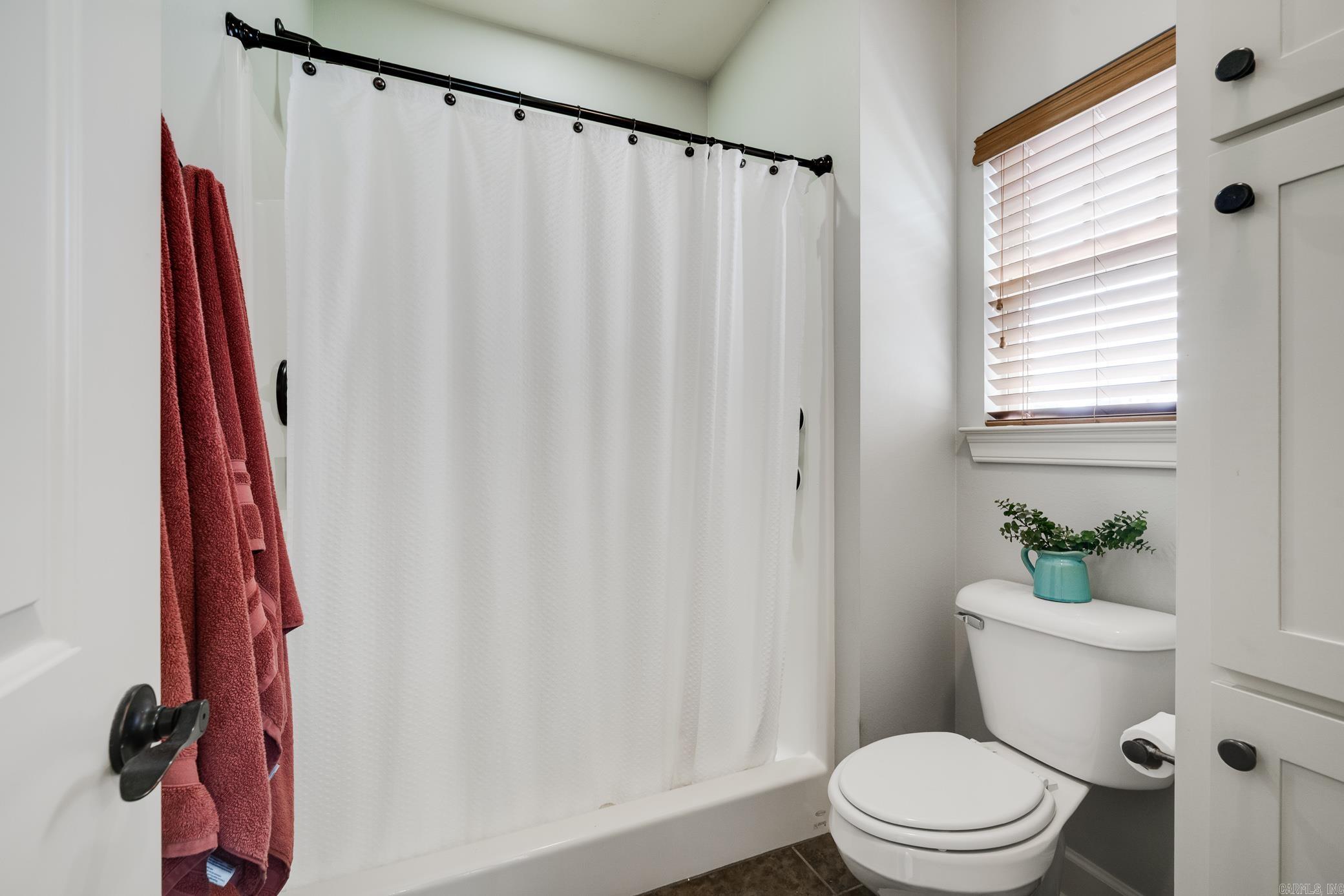 CHAPEL CREEK - Residential