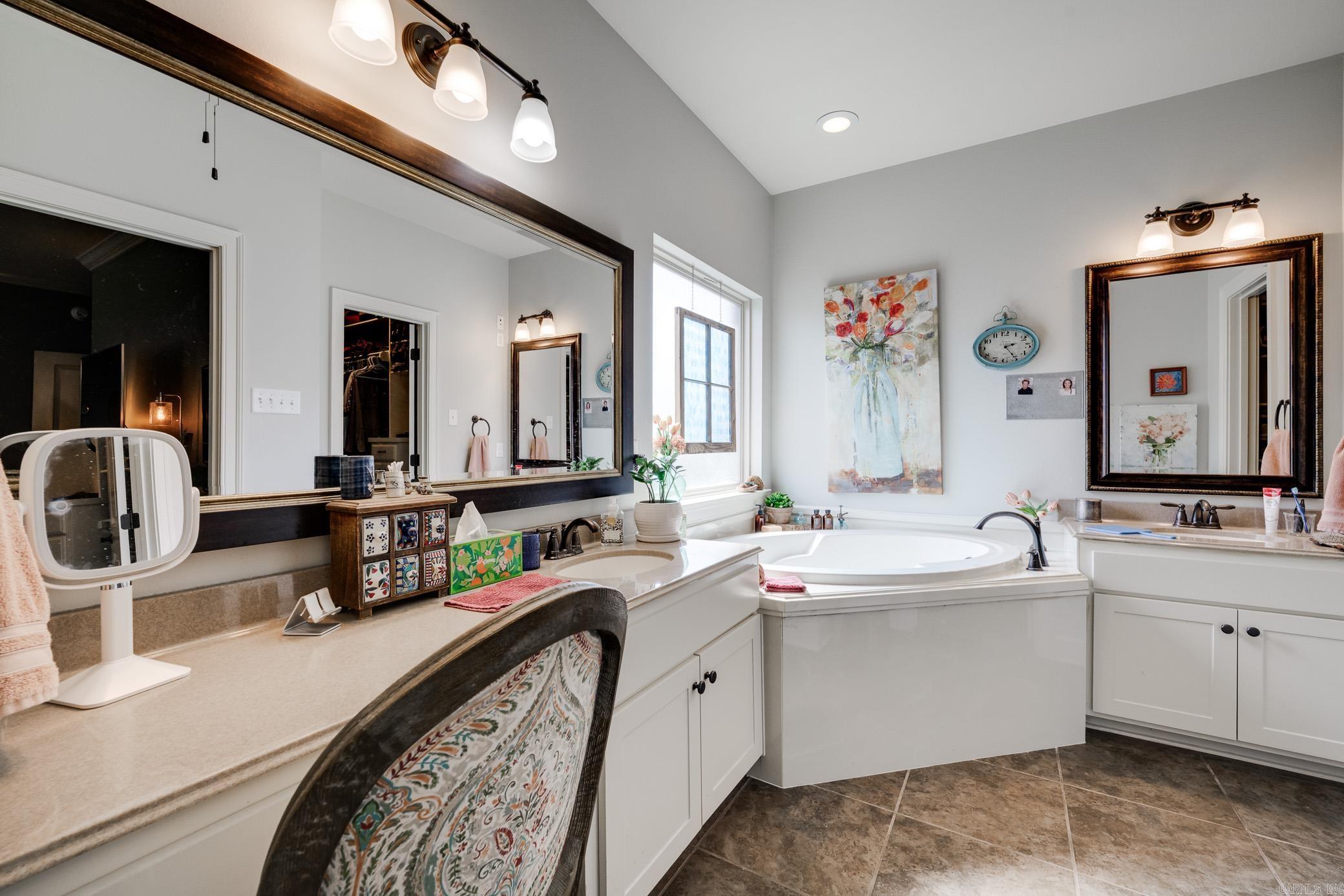 CHAPEL CREEK - Residential