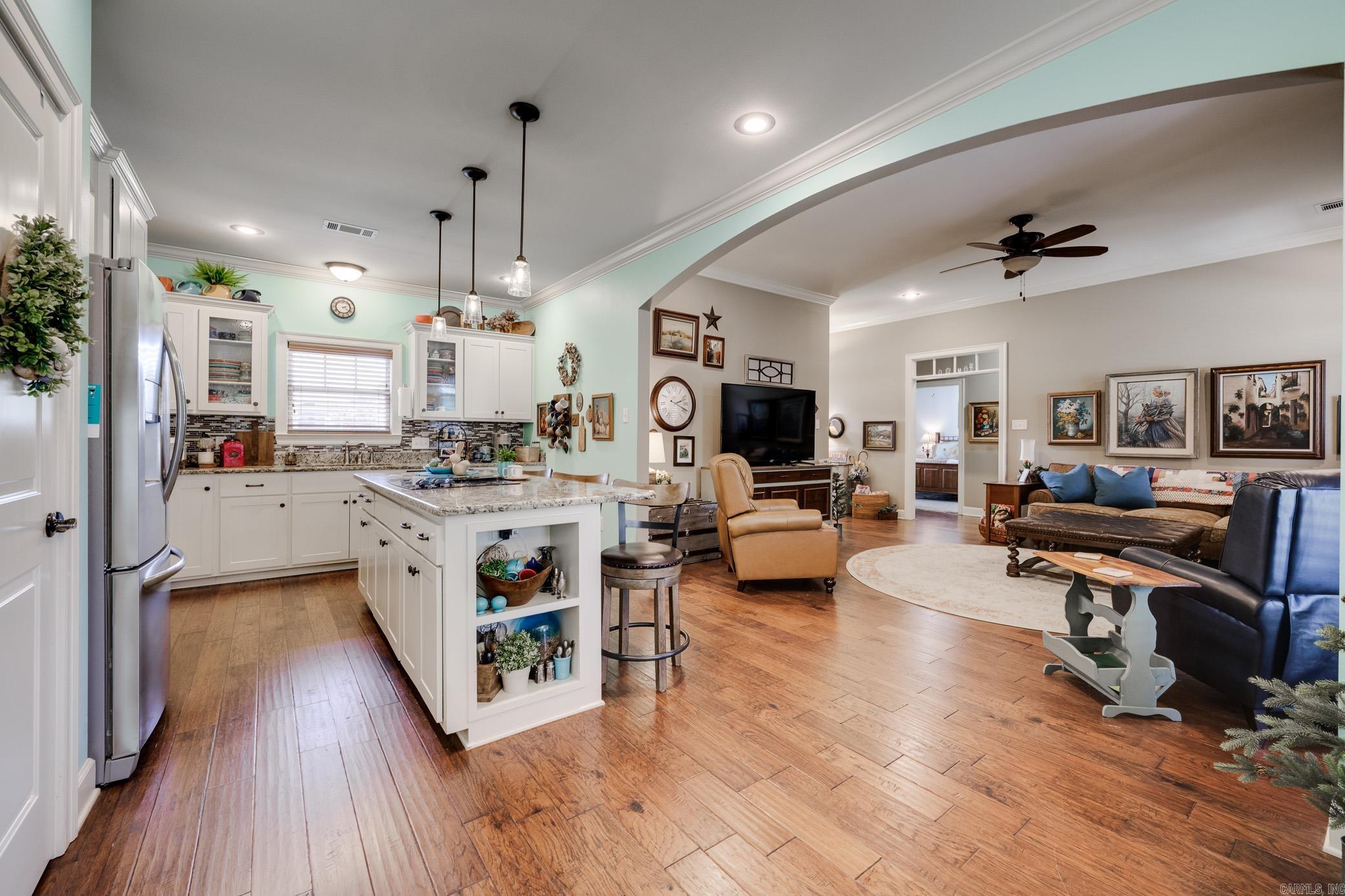 CHAPEL CREEK - Residential