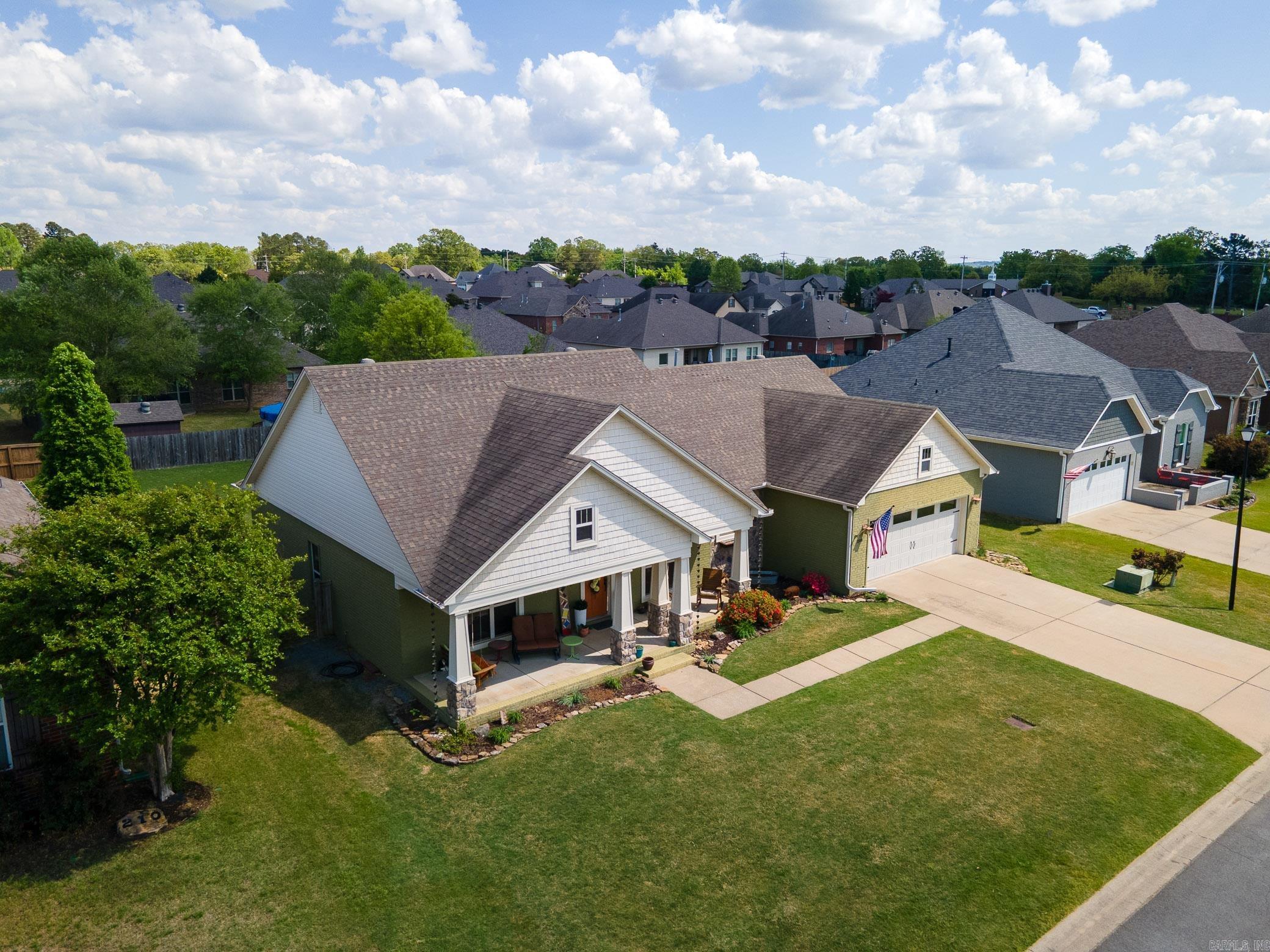 CHAPEL CREEK - Residential