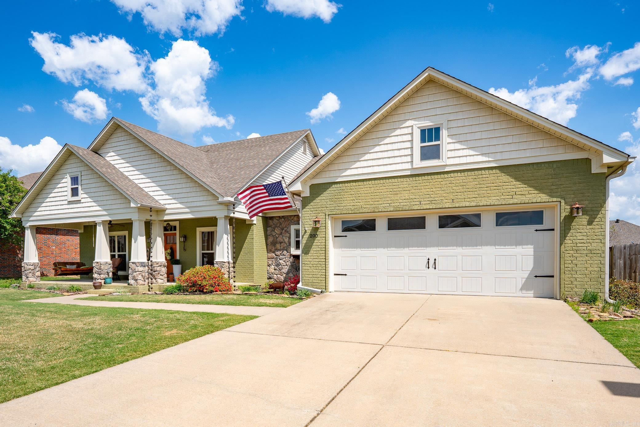 CHAPEL CREEK - Residential