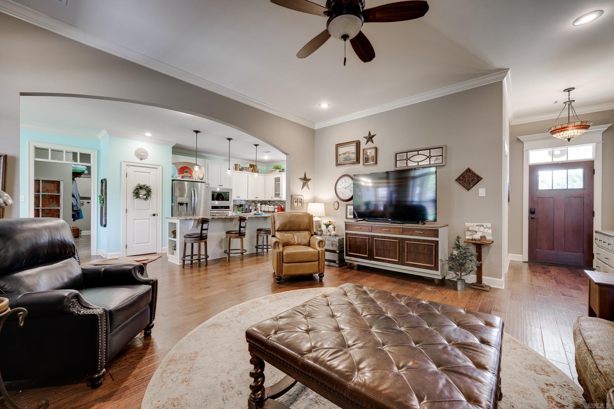 CHAPEL CREEK - Residential