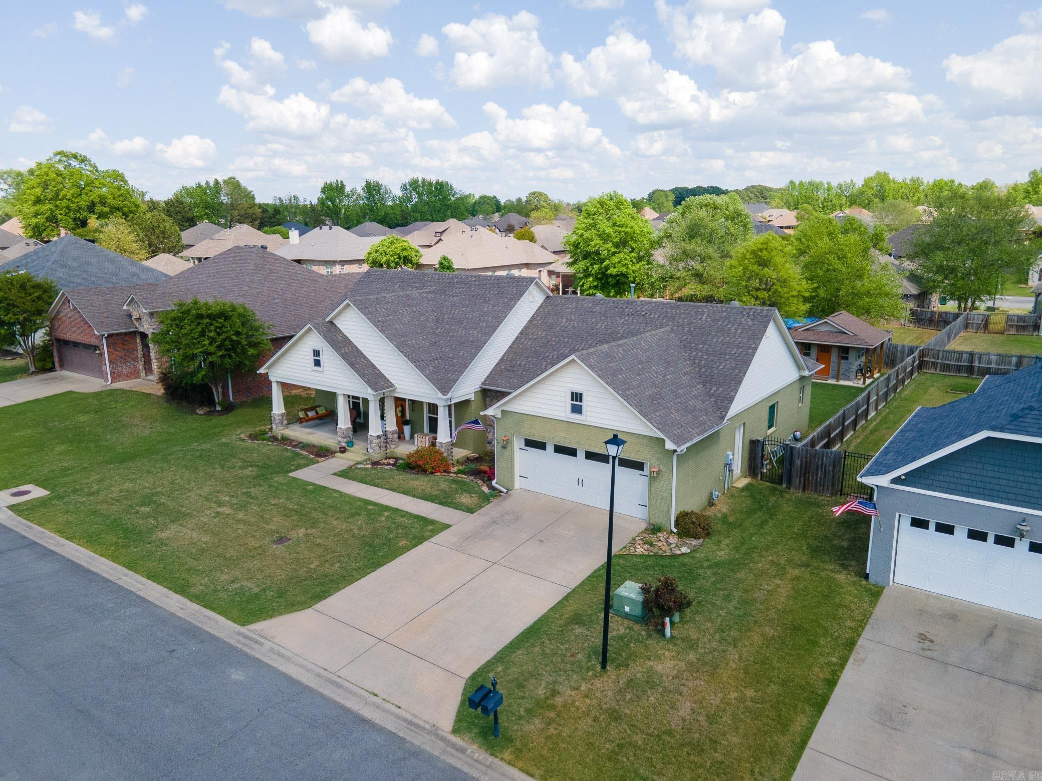 CHAPEL CREEK - Residential
