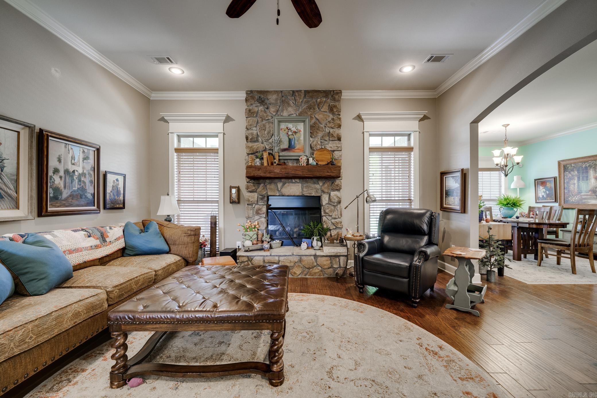 CHAPEL CREEK - Residential