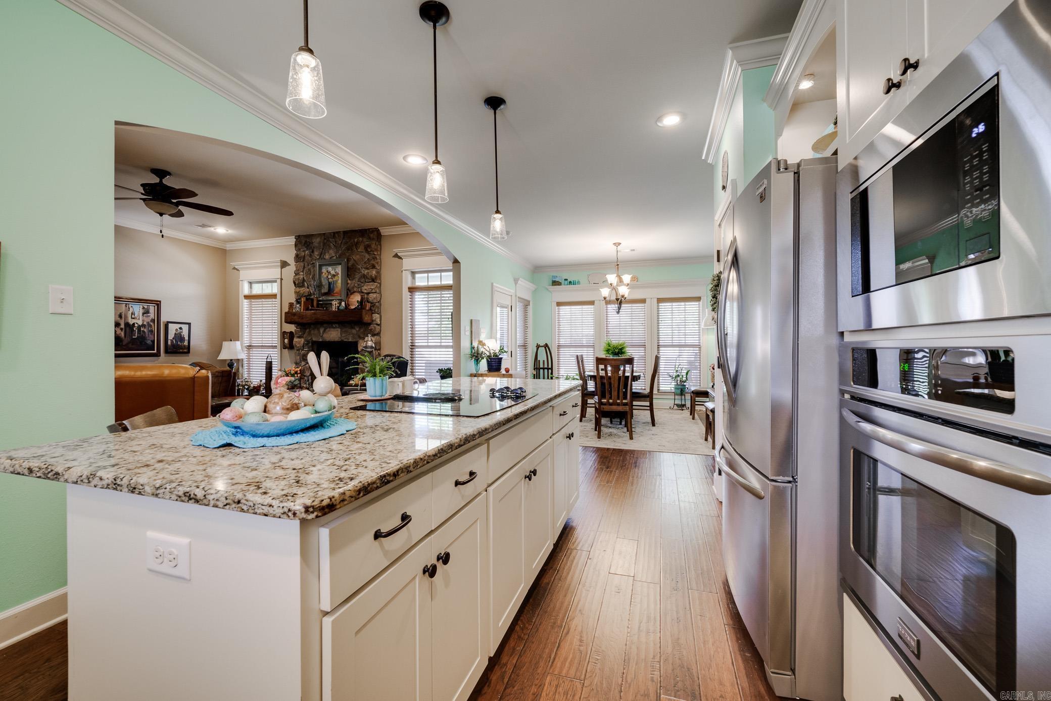 CHAPEL CREEK - Residential