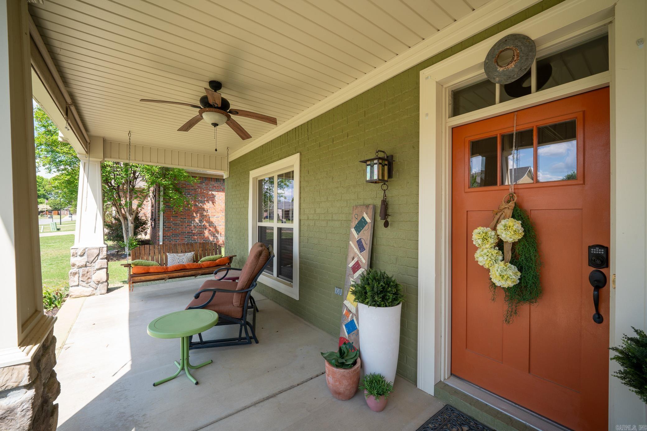 CHAPEL CREEK - Residential