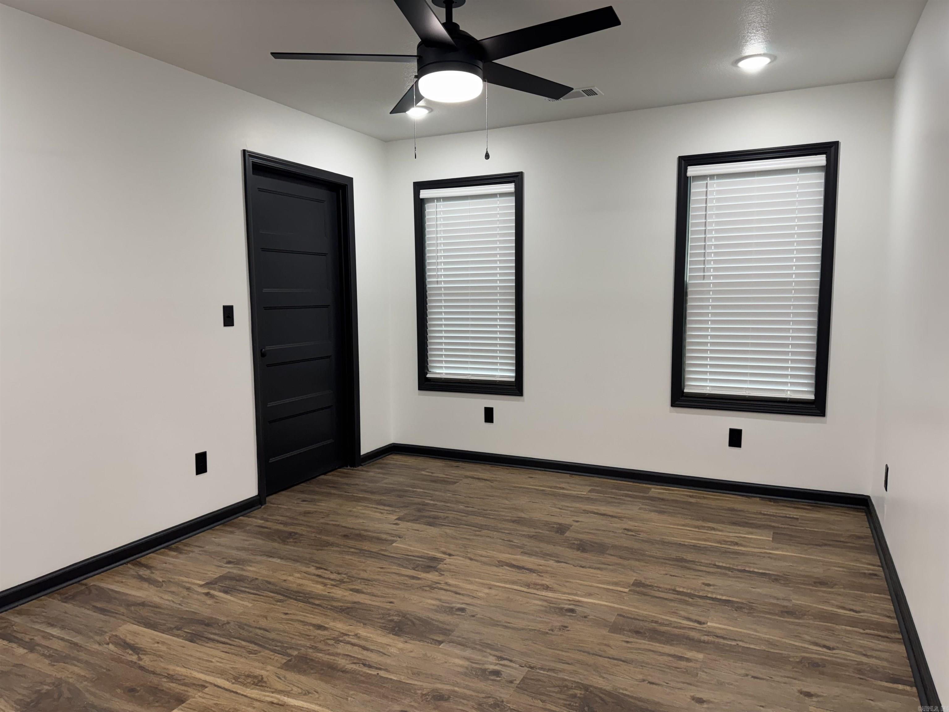 HILLVIEW ACRES - Residential