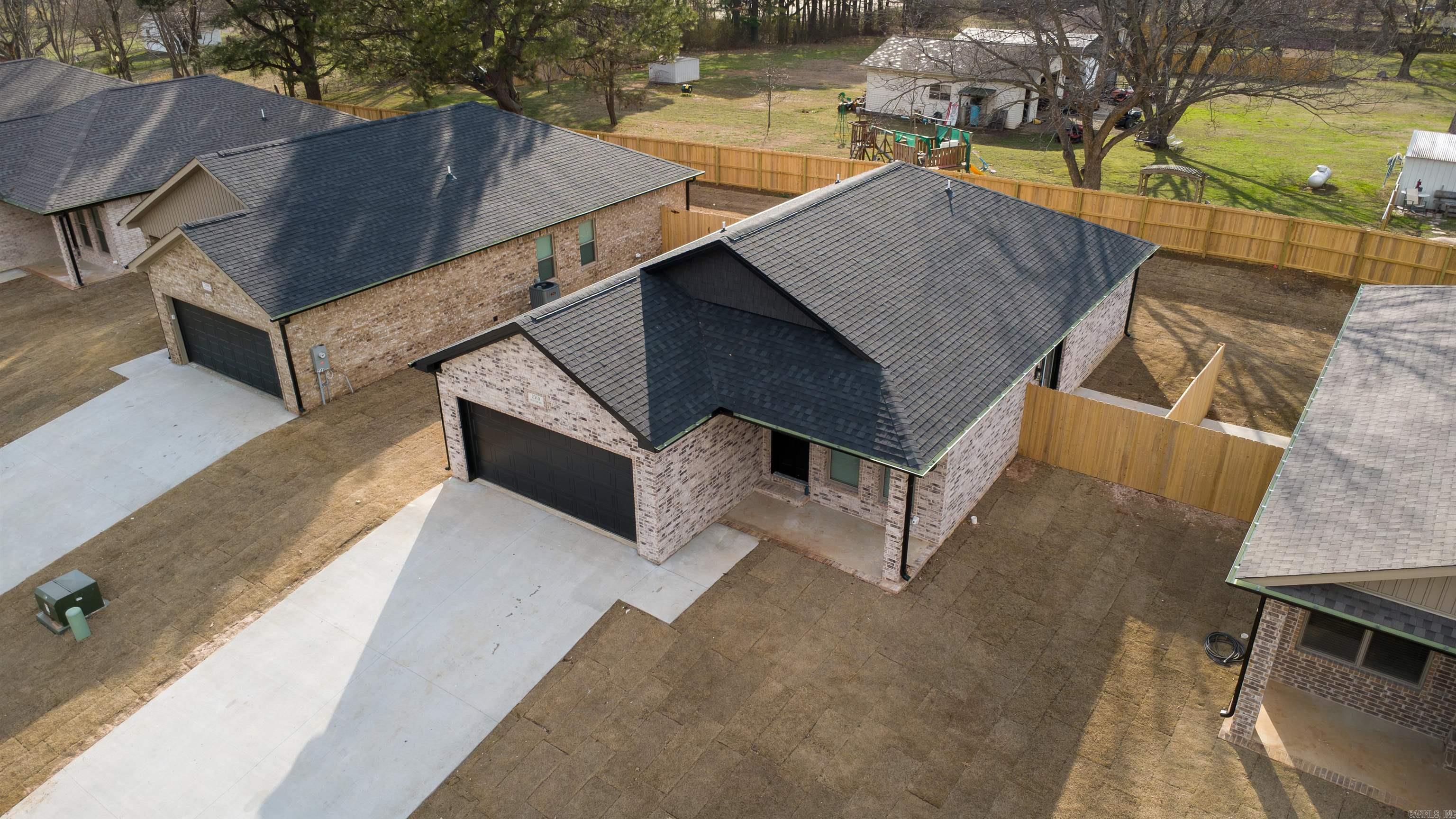 HILLVIEW ACRES - Residential