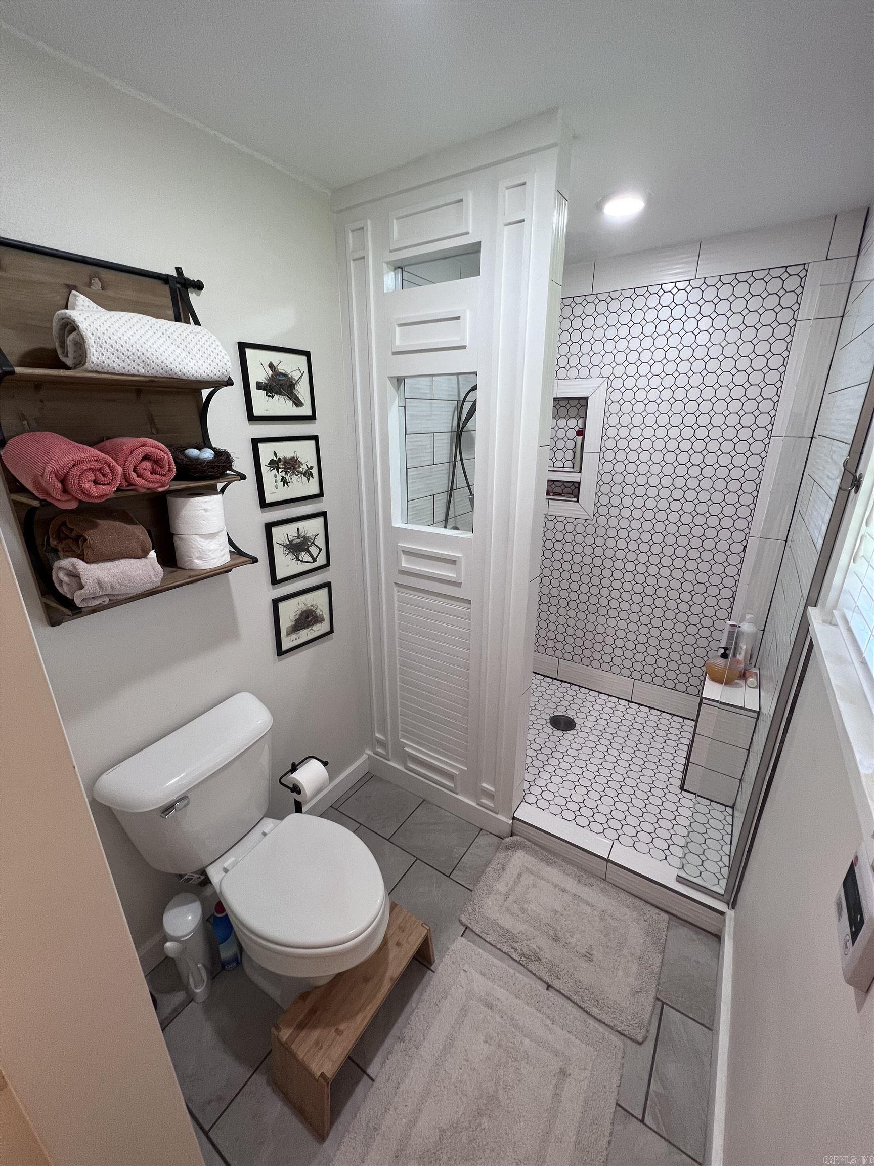 CLEMENT ACRES - Residential