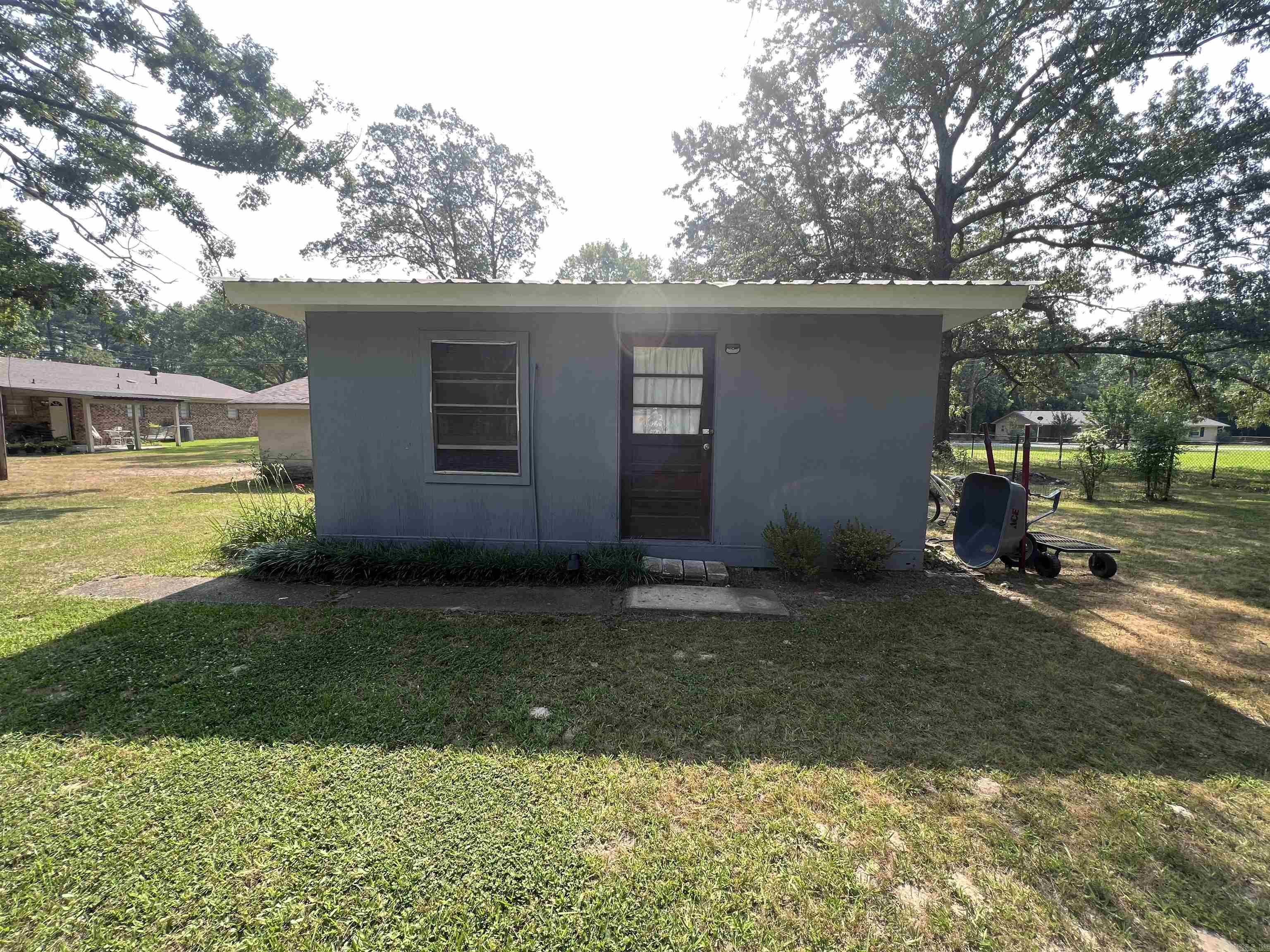 CLEMENT ACRES - Residential