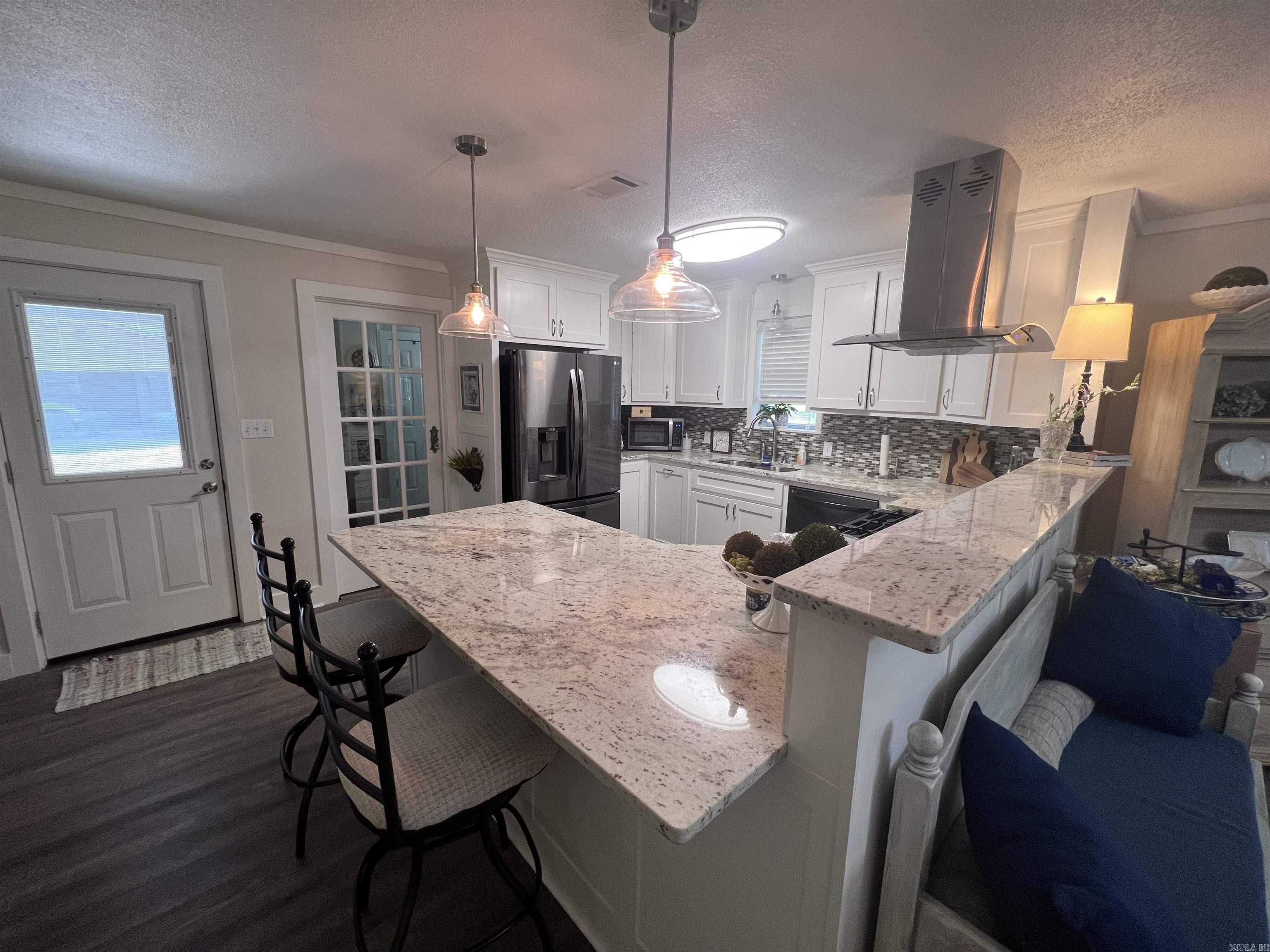 CLEMENT ACRES - Residential