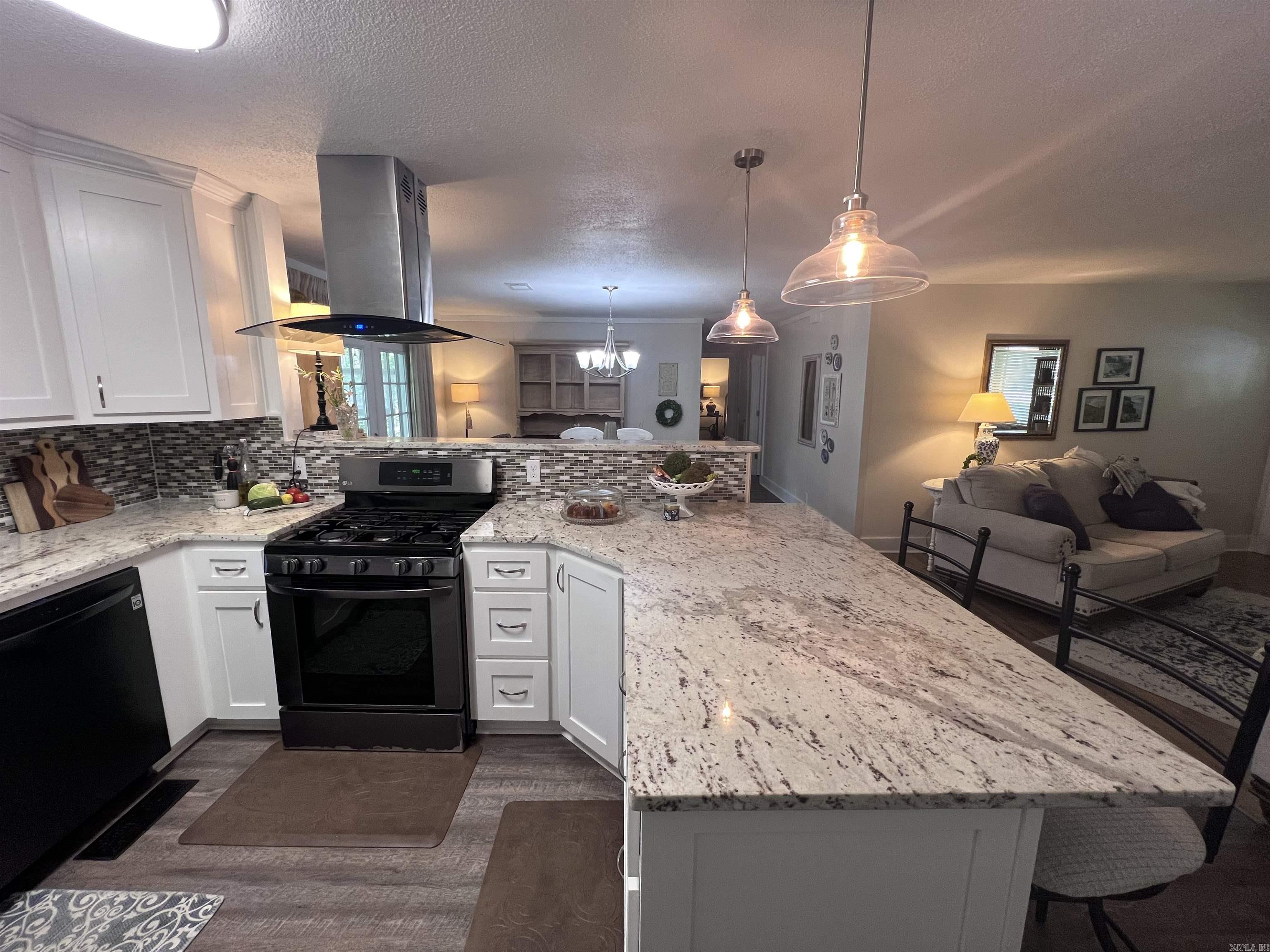 CLEMENT ACRES - Residential