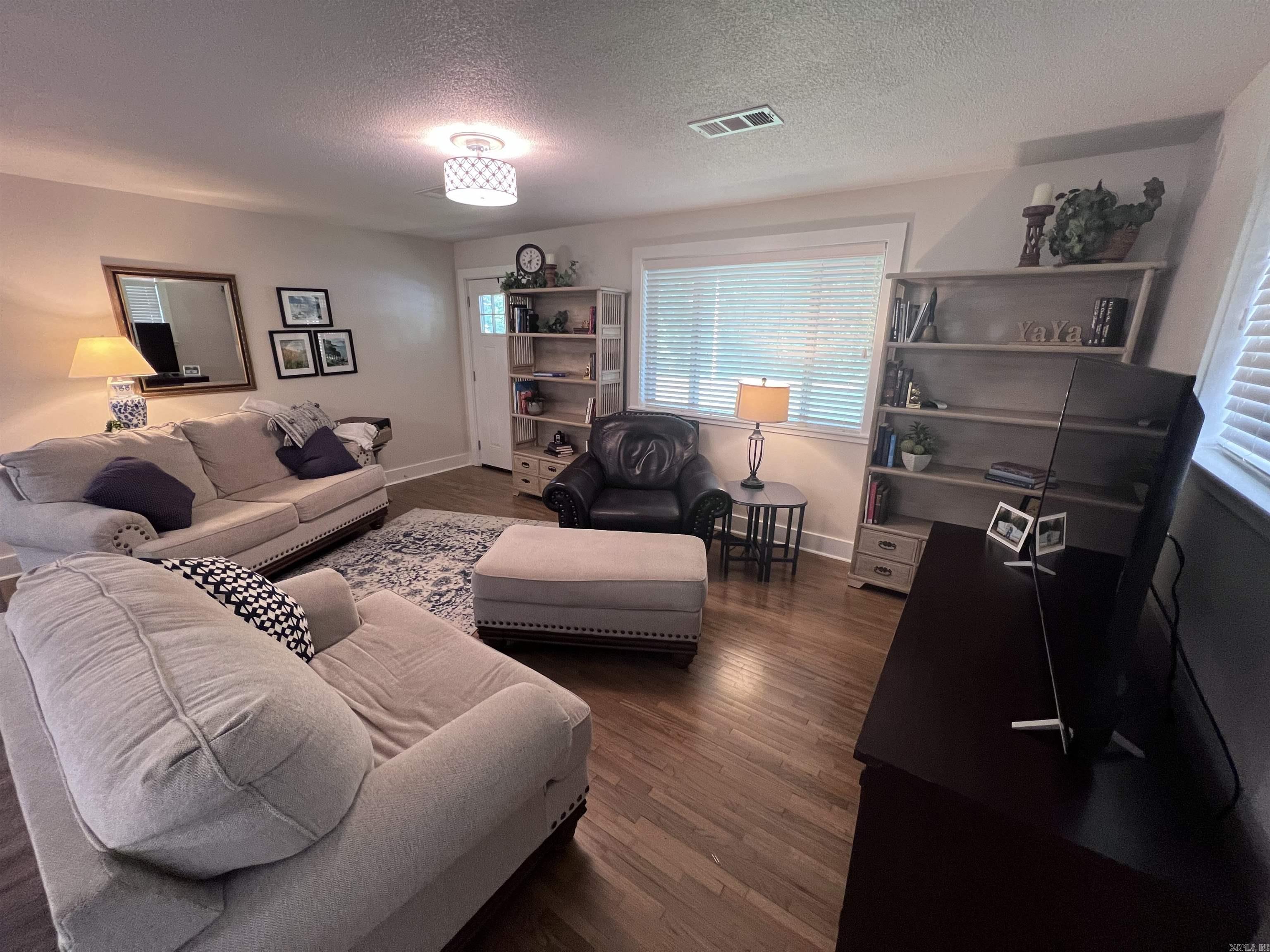 CLEMENT ACRES - Residential