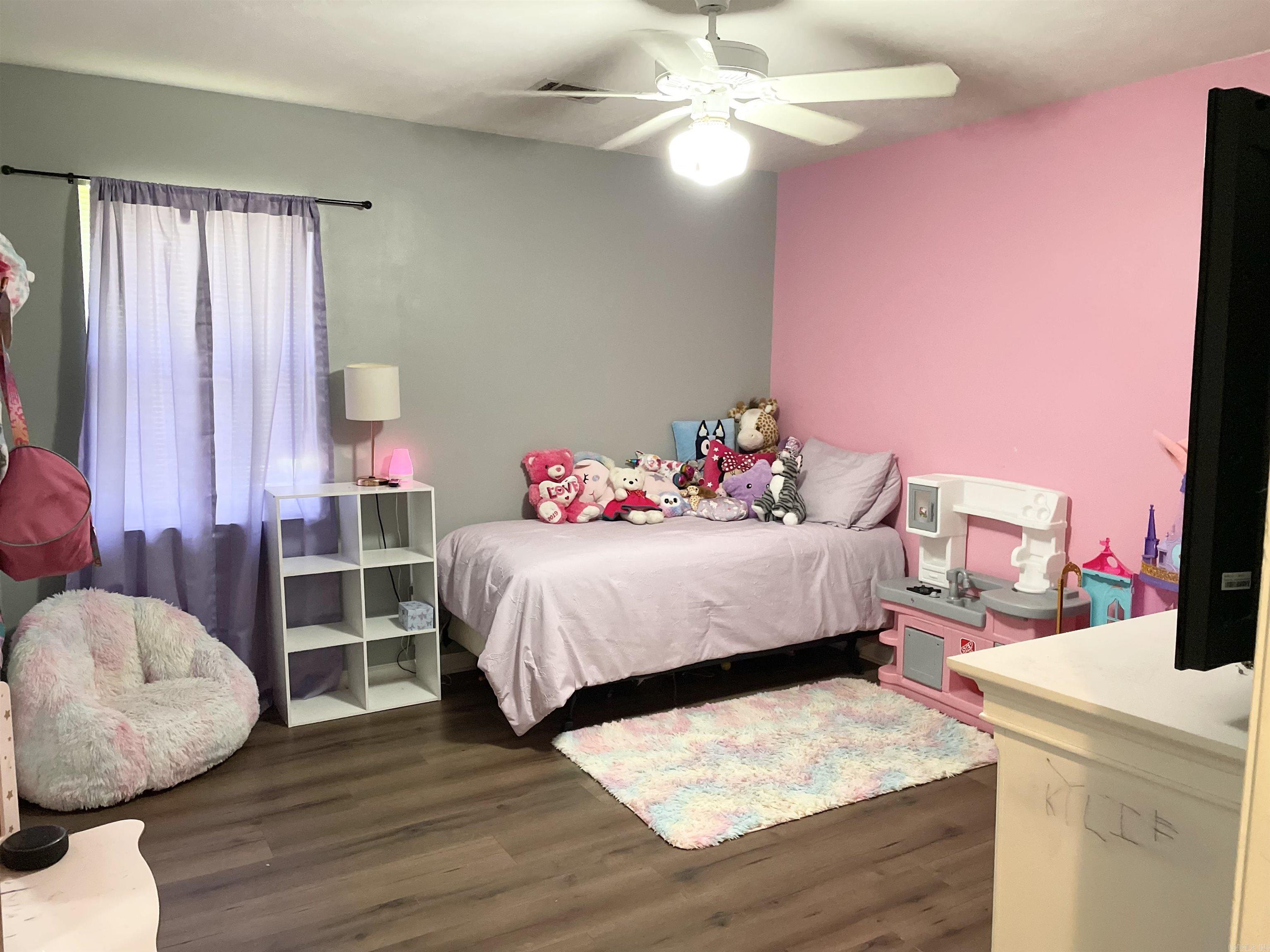 PLEASANT VALLEY - Residential