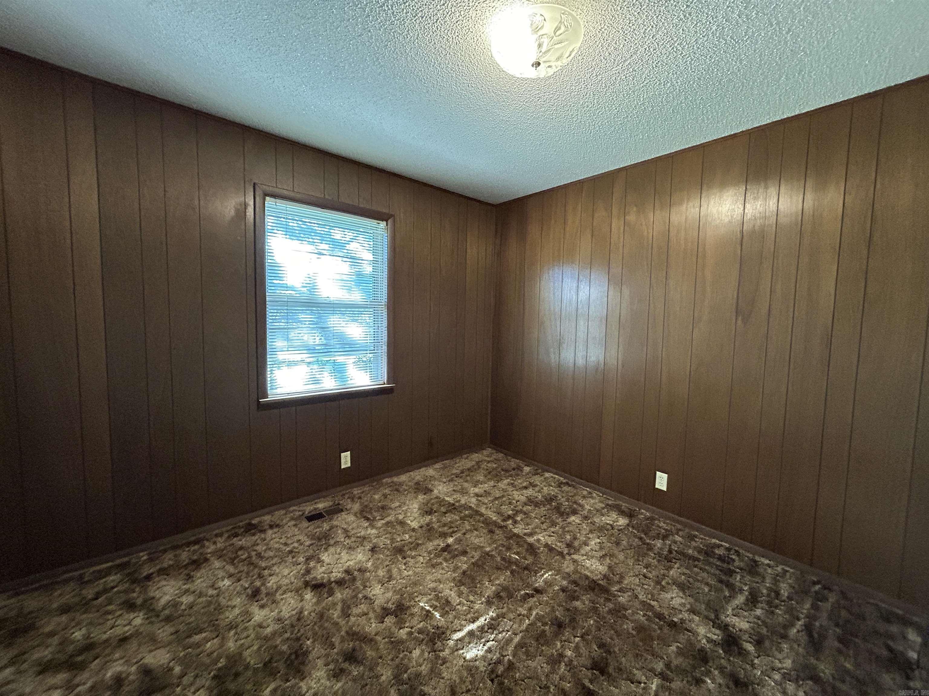 SLEEPY HOLLOW - Residential