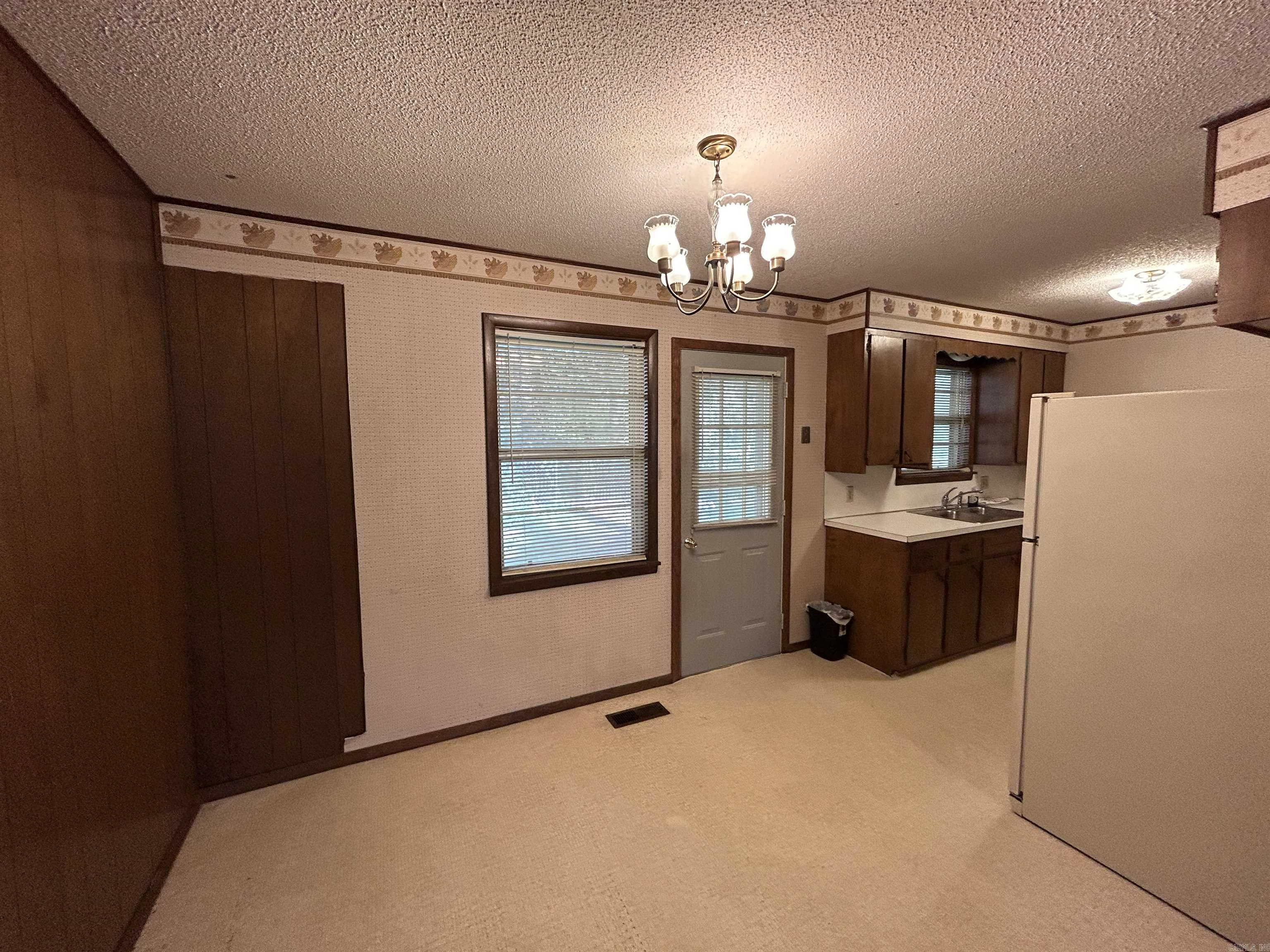 SLEEPY HOLLOW - Residential