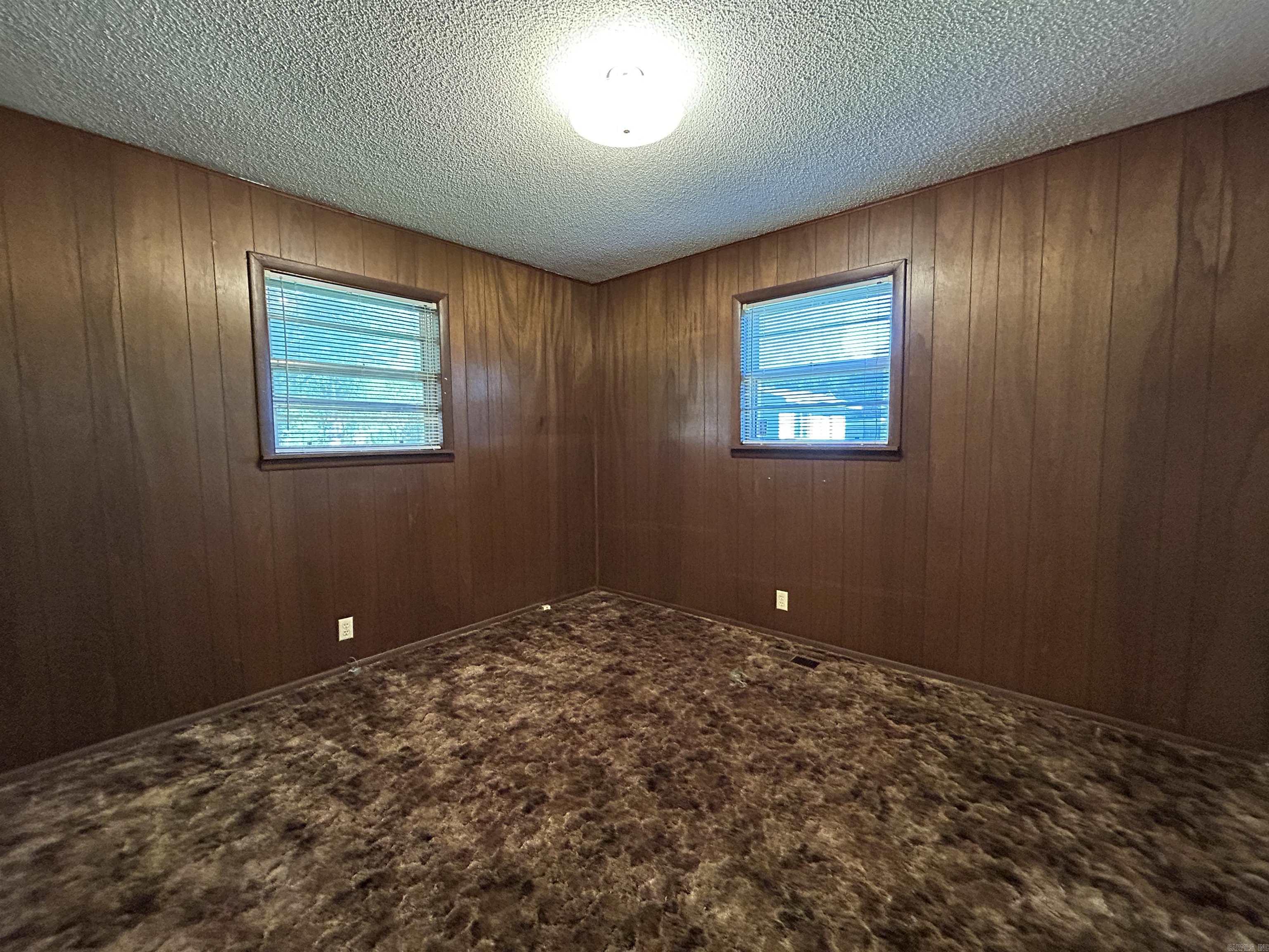 SLEEPY HOLLOW - Residential