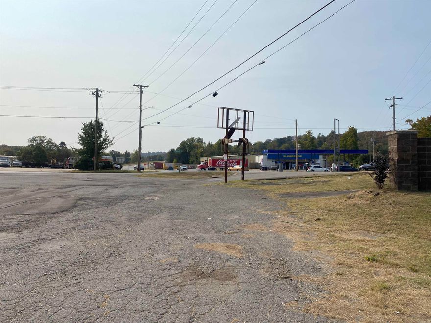 Large Corner Lot With Unlimited Potential!! Build your dream business!! **The Diner Does Not Convey With the Land!!