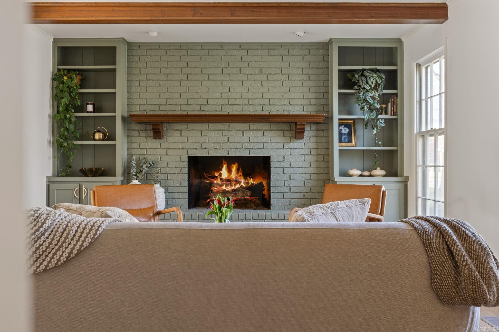 PEBBLE BEACH PARK - Residential