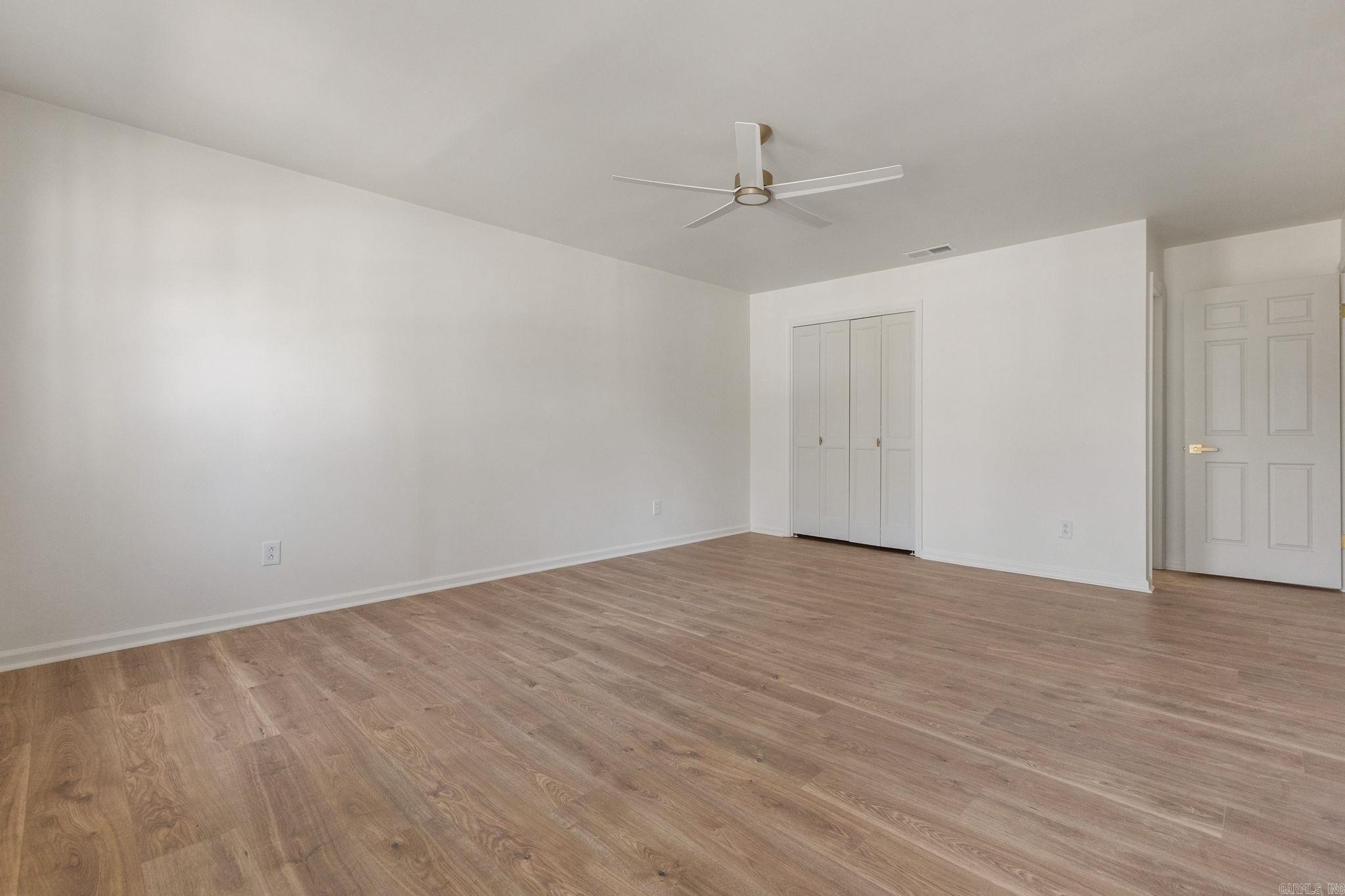 PEBBLE BEACH PARK - Residential