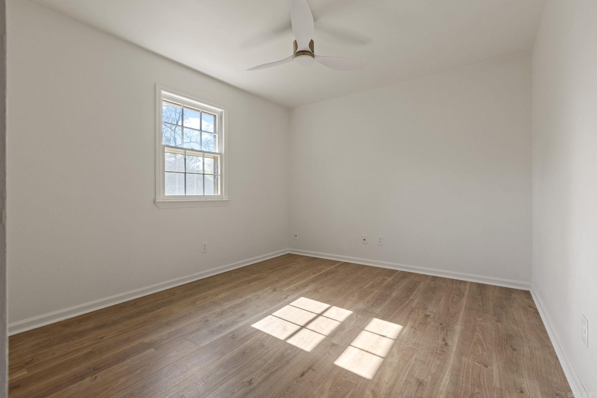 PEBBLE BEACH PARK - Residential