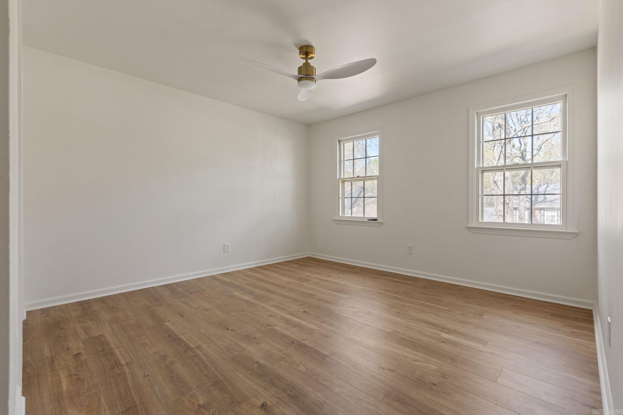 PEBBLE BEACH PARK - Residential