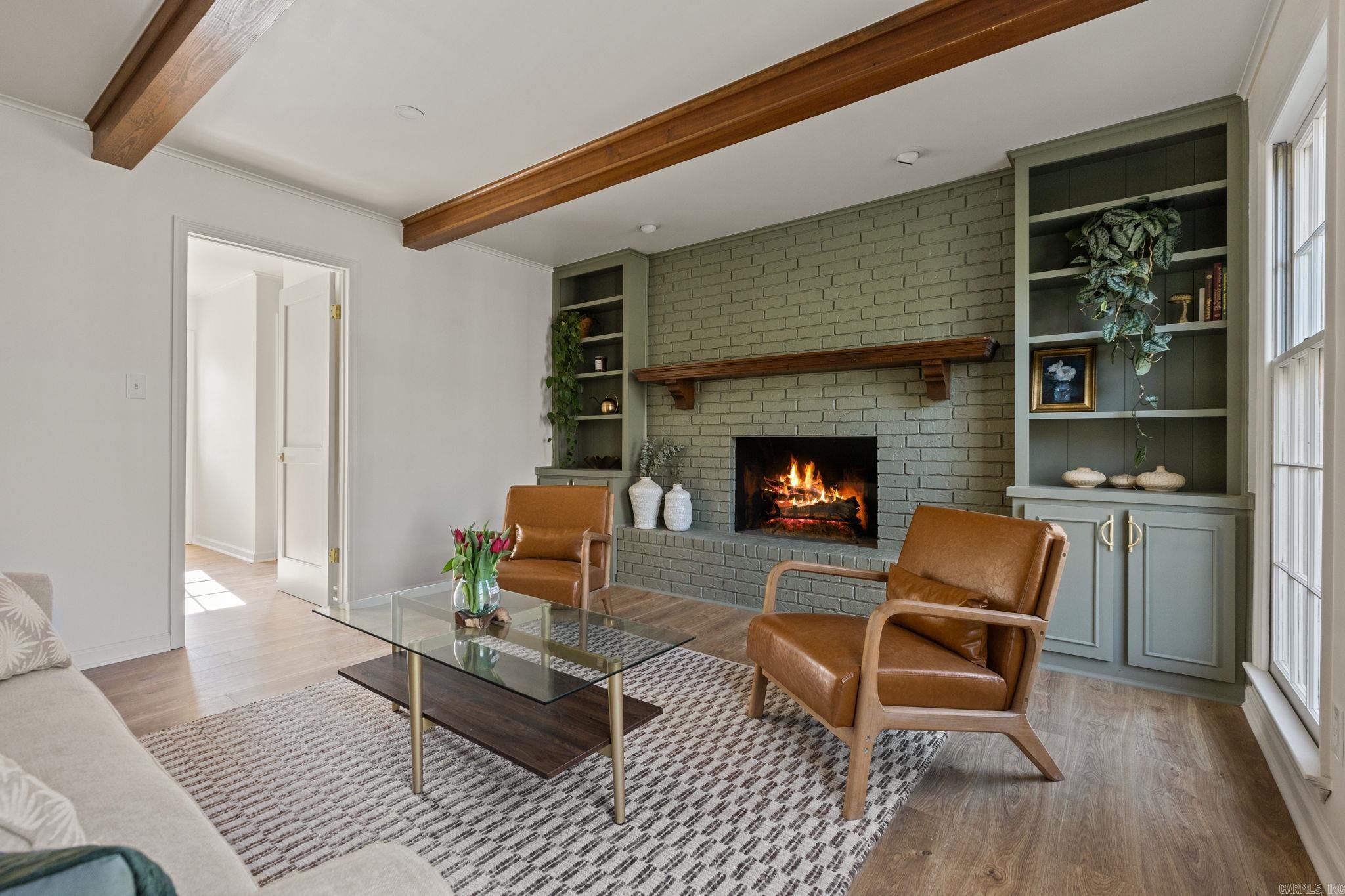 PEBBLE BEACH PARK - Residential