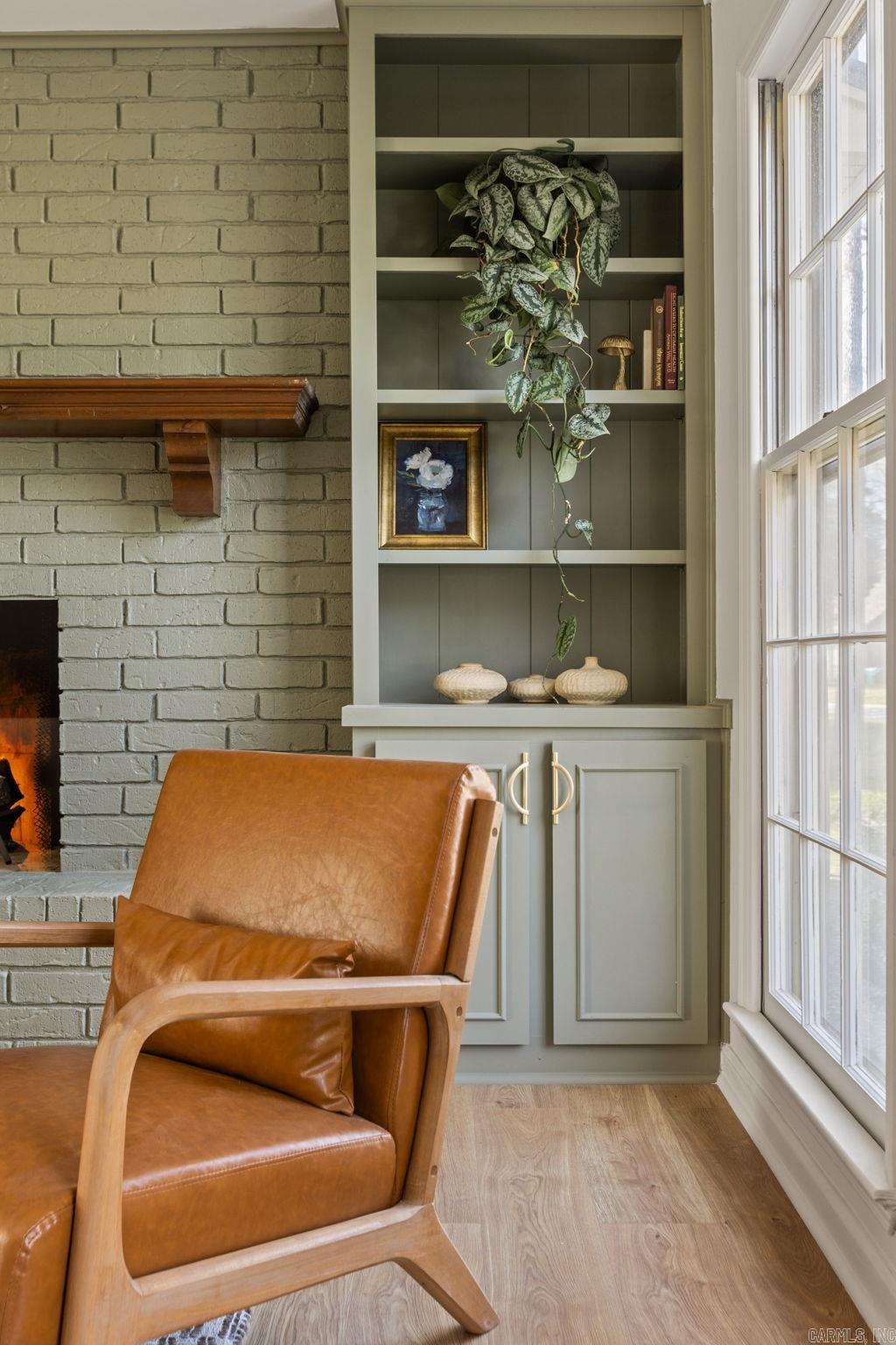 PEBBLE BEACH PARK - Residential