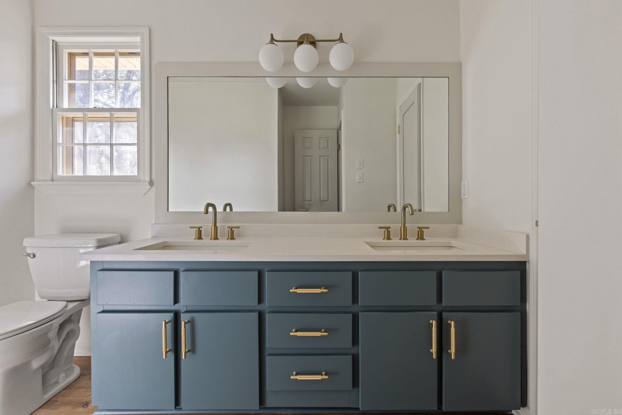 PEBBLE BEACH PARK - Residential