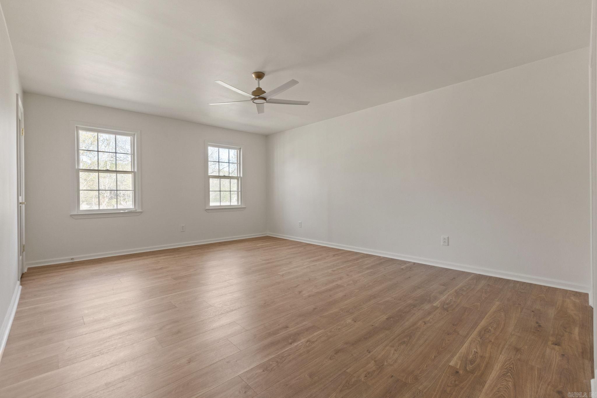 PEBBLE BEACH PARK - Residential